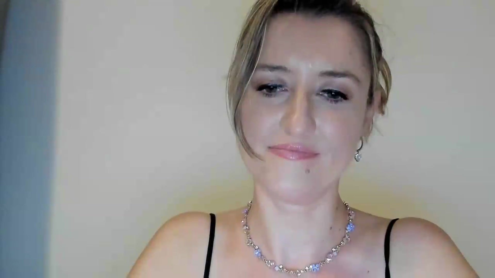 Gallery image thumbnail from BestDream's myfreecams stream on, 09/05/2026, 21:36 image 20 of 20