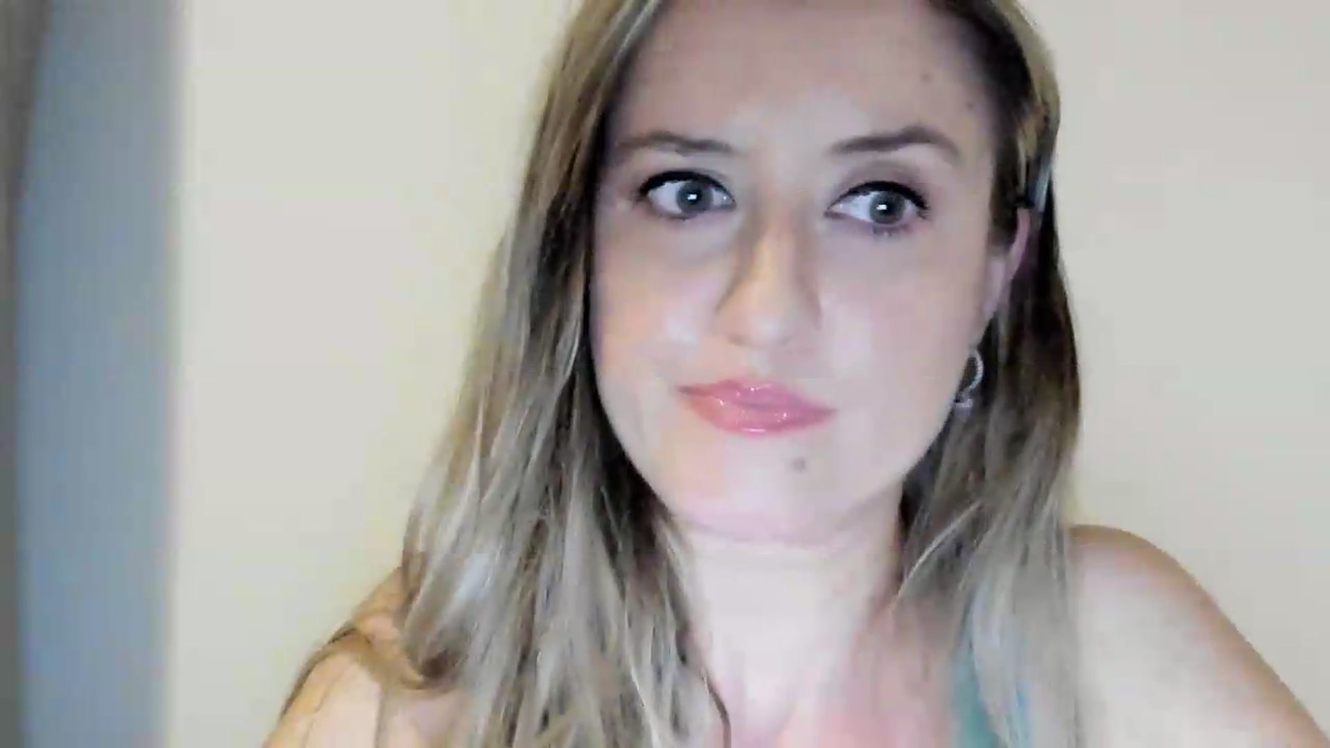 Gallery image thumbnail from BestDream's myfreecams stream on, 09/06/2026, 22:07 image 17 of 20