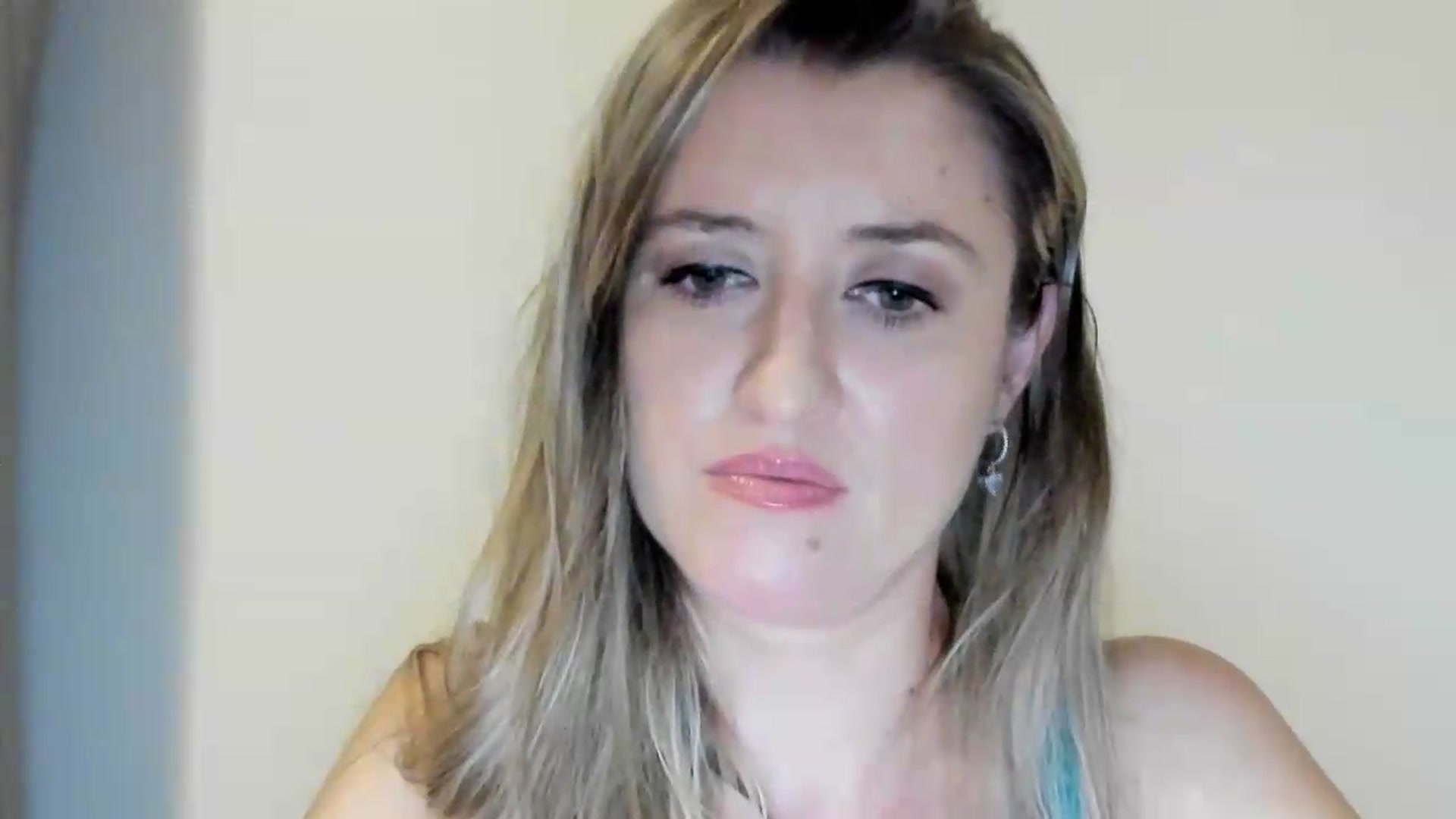 Gallery image thumbnail from BestDream's myfreecams stream on, 09/06/2026, 22:07 image 19 of 20