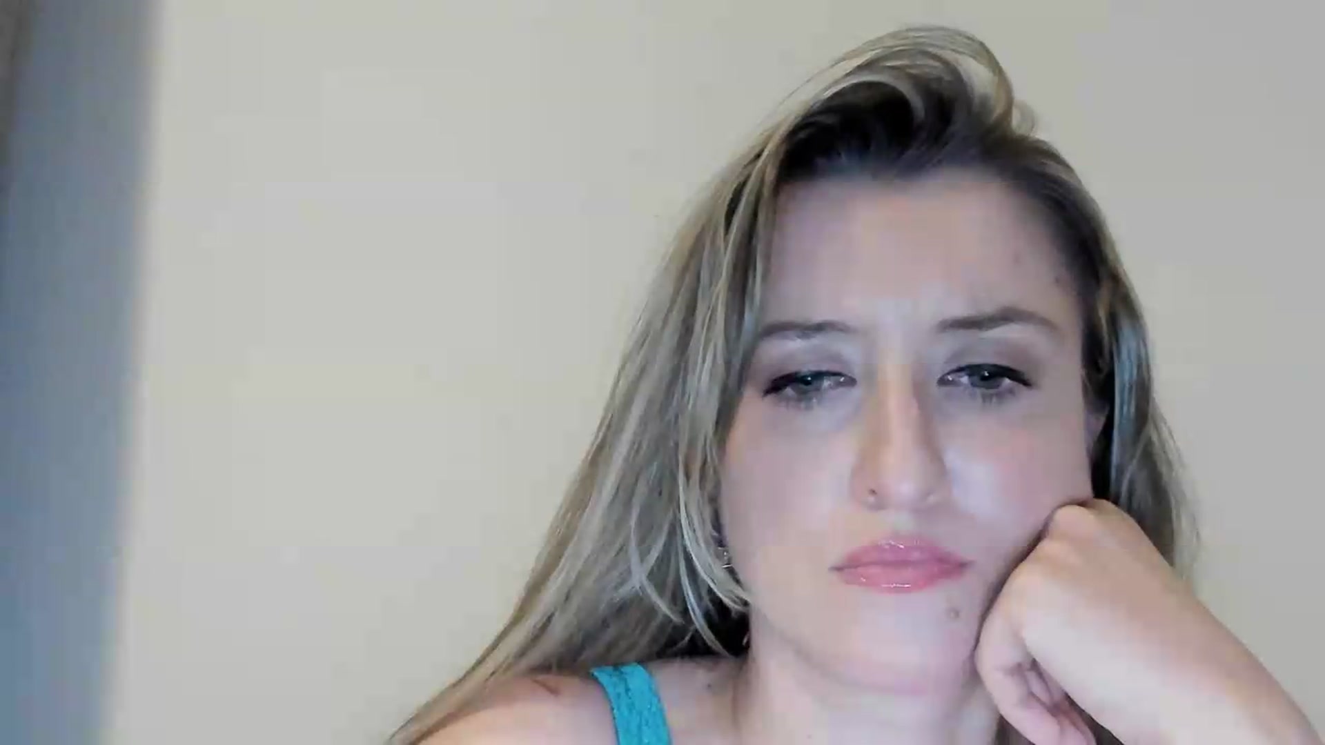 Gallery image thumbnail from BestDream's myfreecams stream on, 09/06/2026, 23:47 image 12 of 20