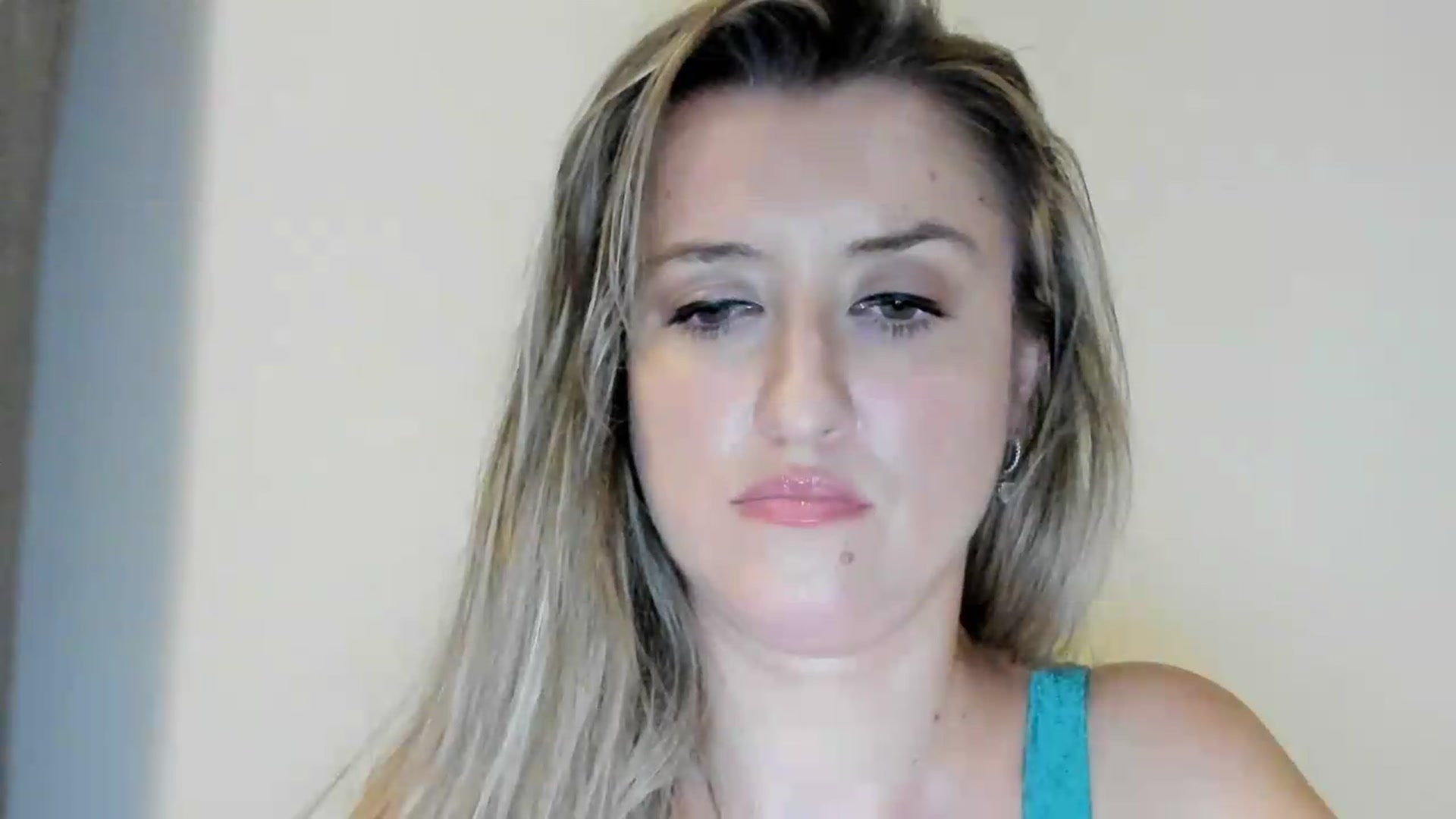 Gallery image thumbnail from BestDream's myfreecams stream on, 09/07/2026, 24:34 image 19 of 20