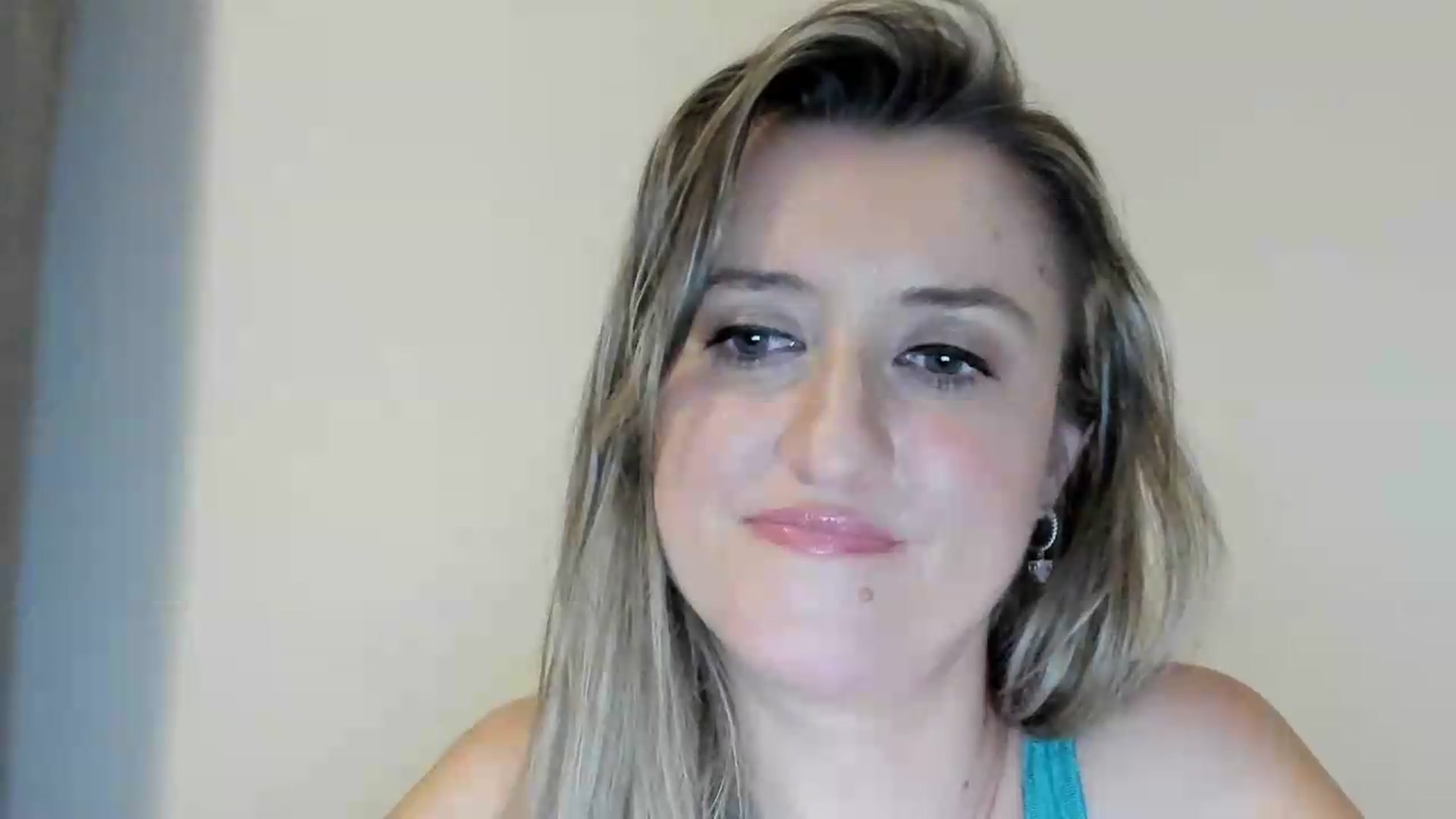 Gallery image thumbnail from BestDream's myfreecams stream on, 09/07/2026, 24:34 image 10 of 20