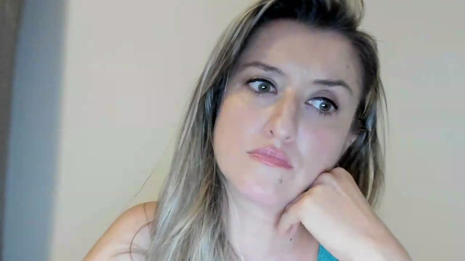 Gallery image thumbnail from BestDream's myfreecams stream on, 09/07/2026, 24:34 image 20 of 20