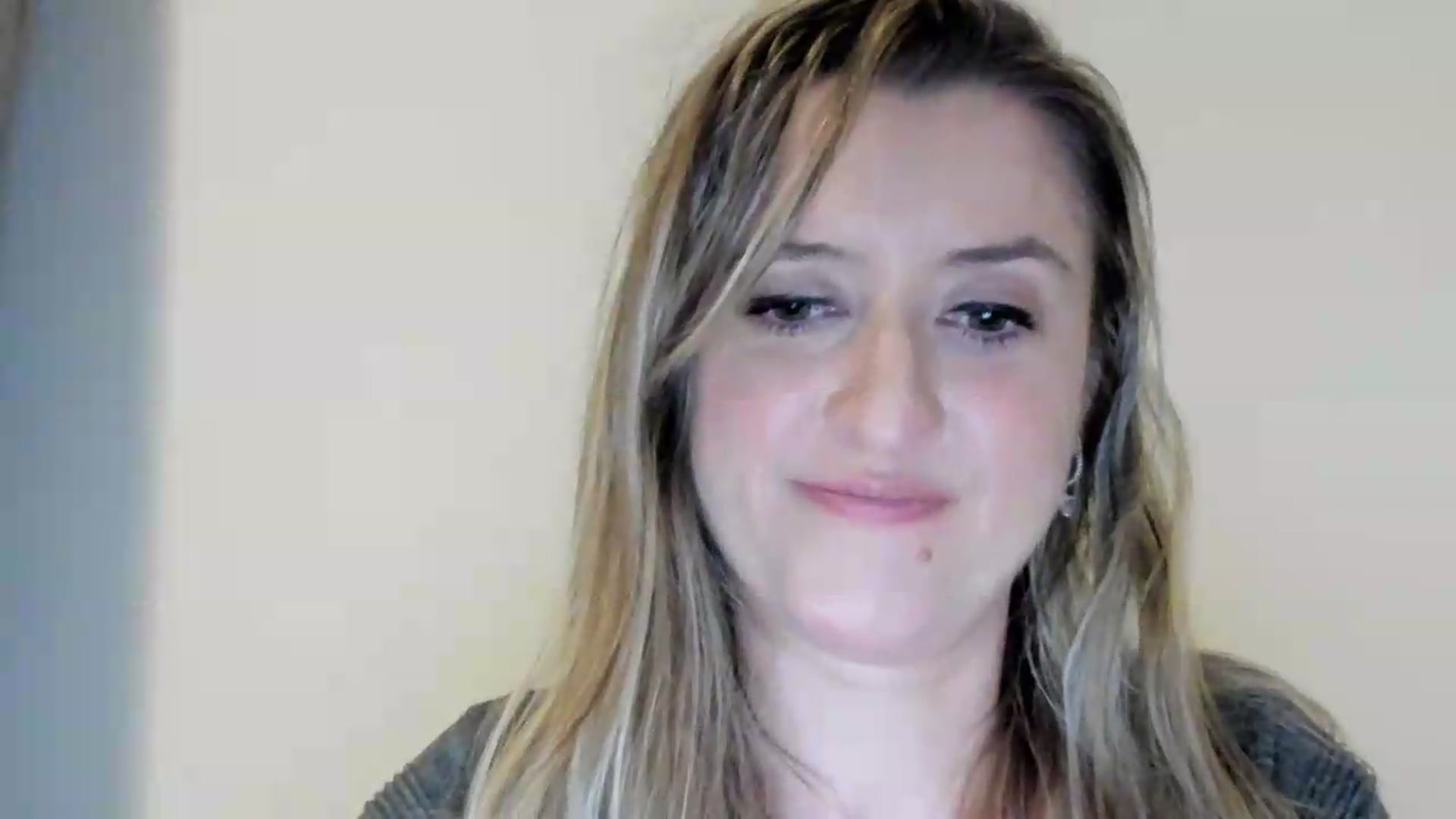Gallery image thumbnail from BestDream's myfreecams stream on, 09/07/2026, 23:20 image 5 of 20