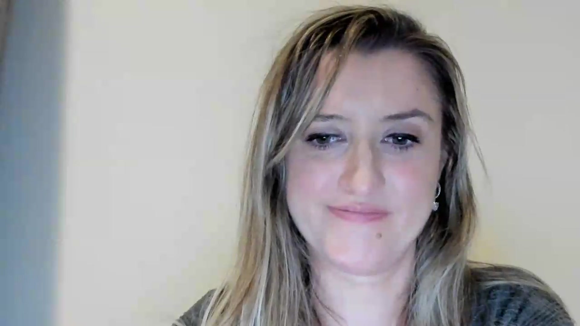 Gallery image thumbnail from BestDream's myfreecams stream on, 09/07/2026, 23:20 image 4 of 20