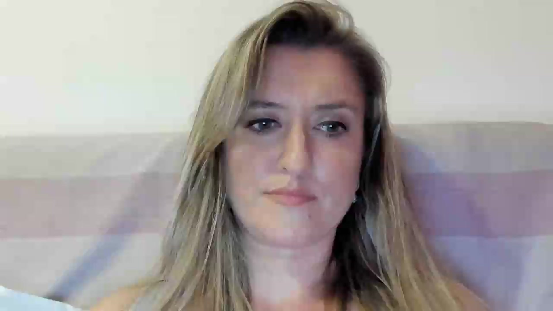 Gallery image thumbnail from BestDream's myfreecams stream on, 09/11/2026, 24:22 image 10 of 20