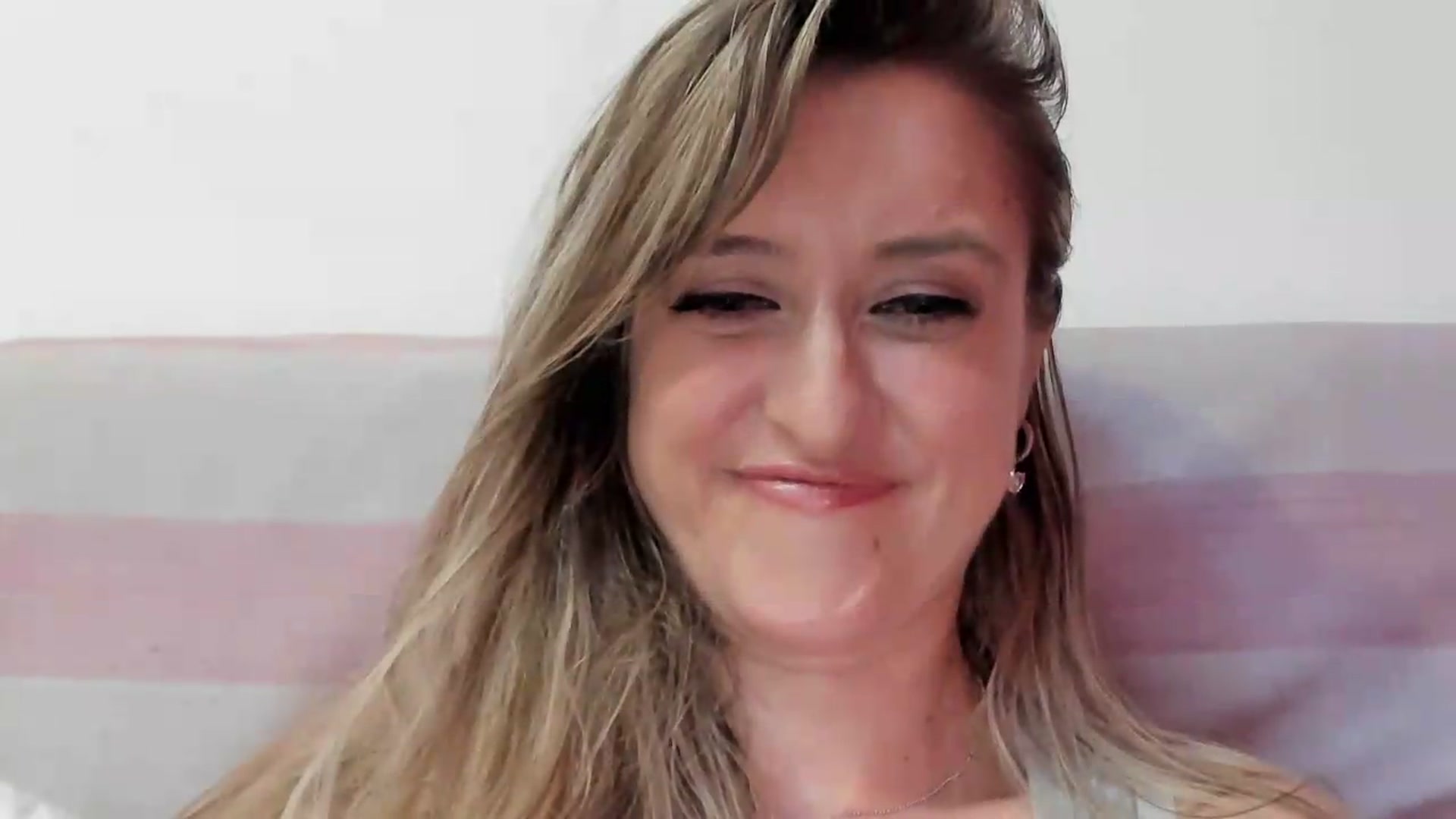 Gallery image thumbnail from BestDream's myfreecams stream on, 09/12/2026, 22:42 image 18 of 20