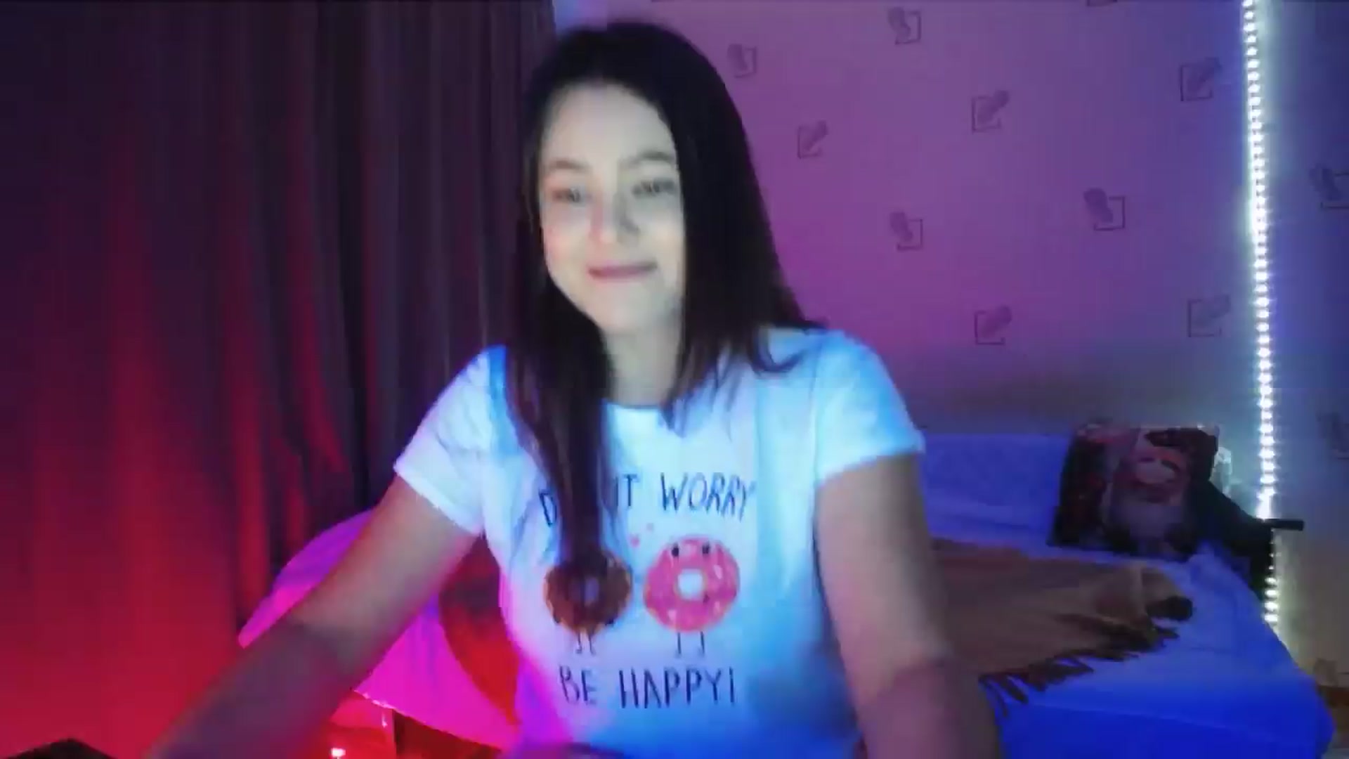 Gallery image thumbnail from BestRosalie's myfreecams stream on, 12/30/2024, 13:31 image 15 of 20