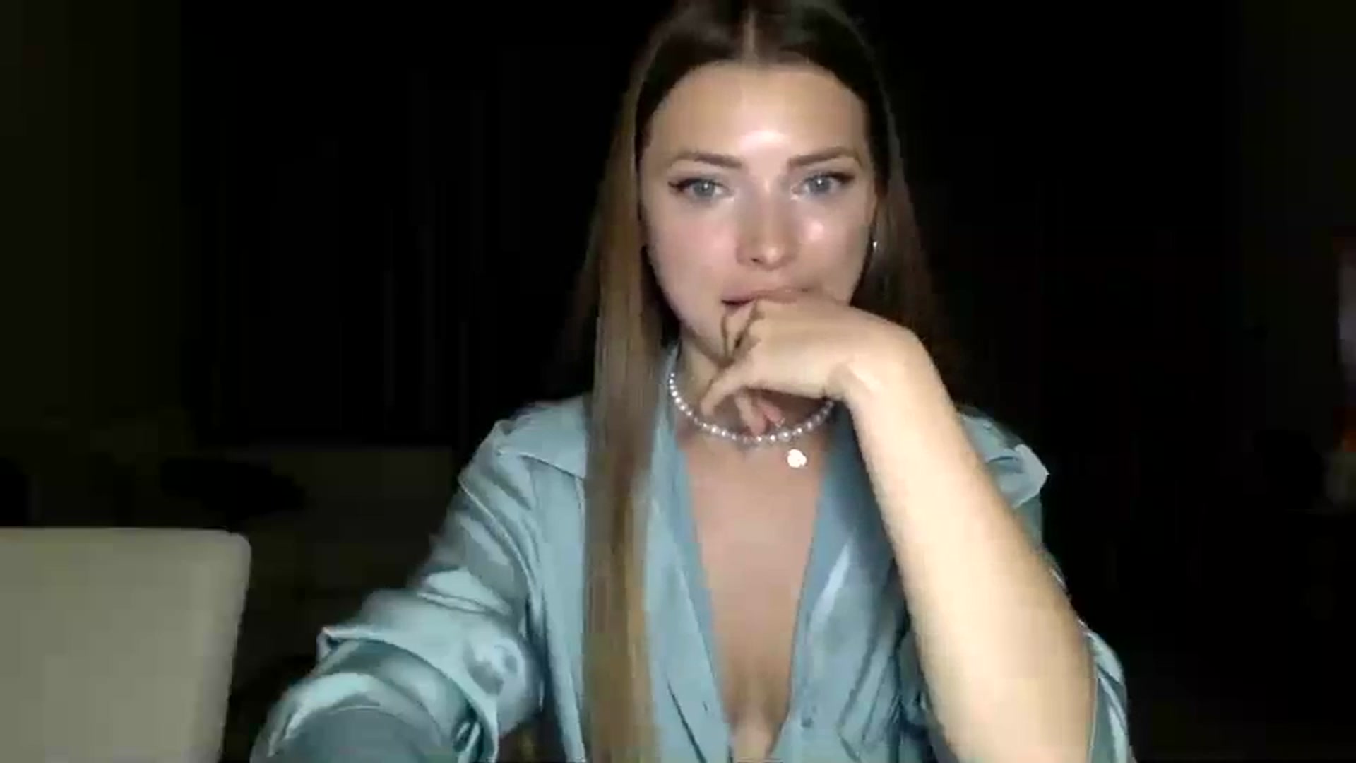 Gallery image thumbnail from Bestannforu's myfreecams stream on, 01/31/2025, 17:23 image 17 of 20