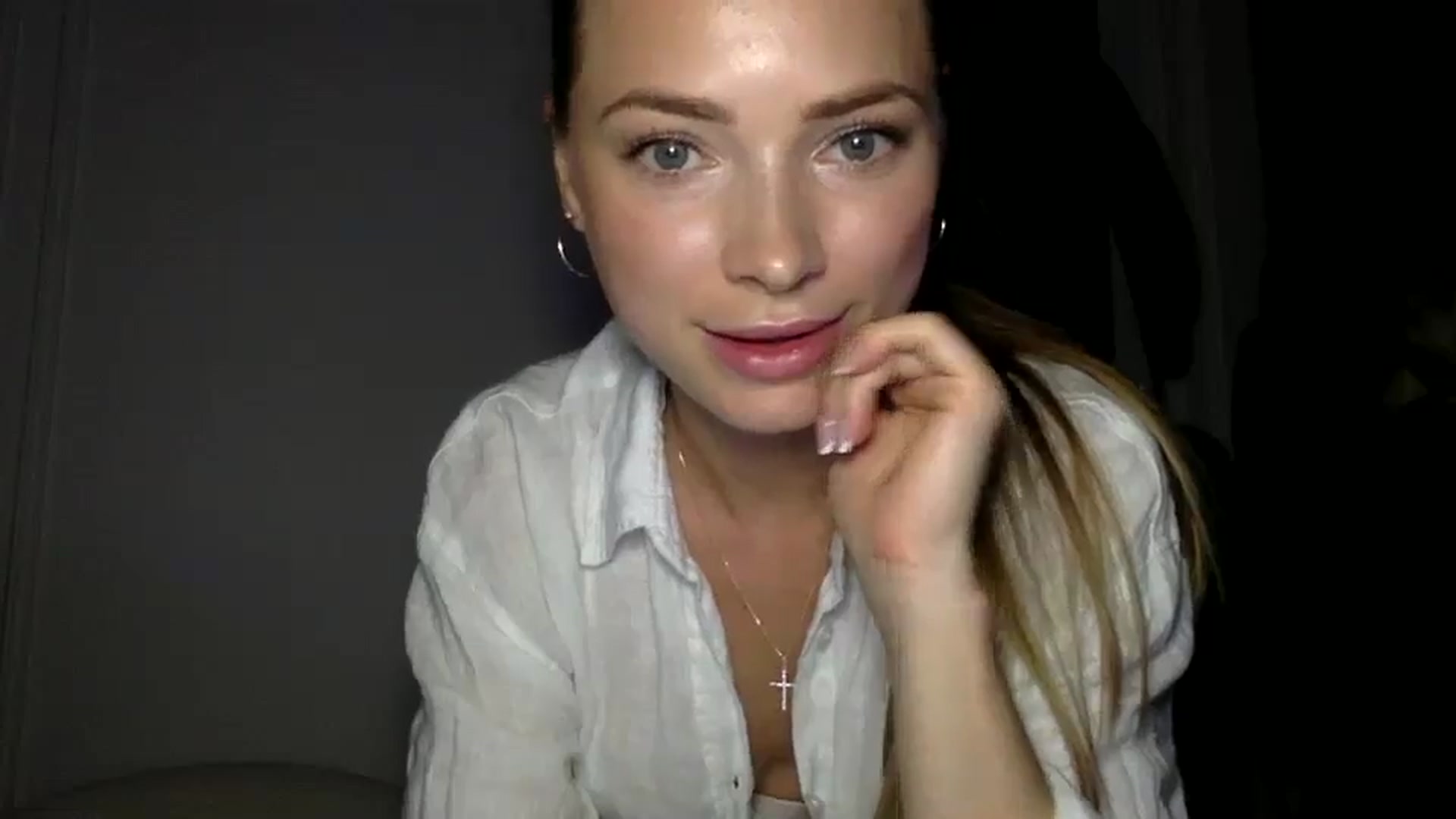 Gallery image thumbnail from Bestannforu's myfreecams stream on, 02/01/2025, 15:20 image 11 of 20