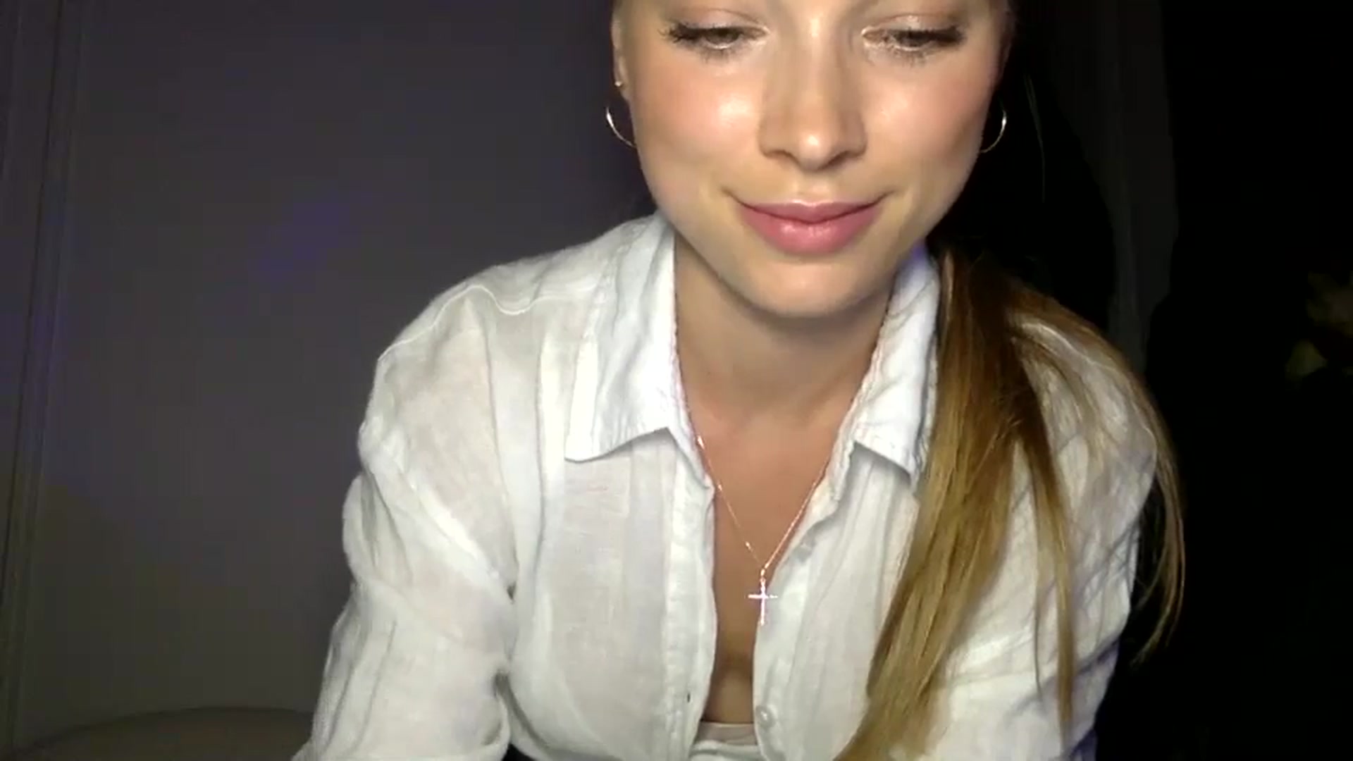 Gallery image thumbnail from Bestannforu's myfreecams stream on, 02/01/2025, 15:20 image 10 of 20