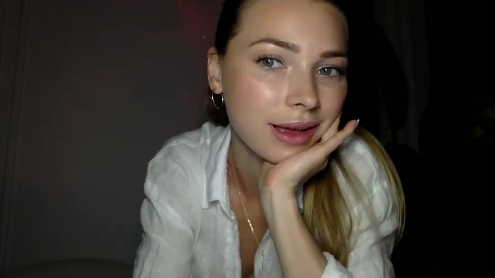 Gallery image thumbnail from Bestannforu's myfreecams stream on, 02/01/2025, 15:20 image 13 of 20