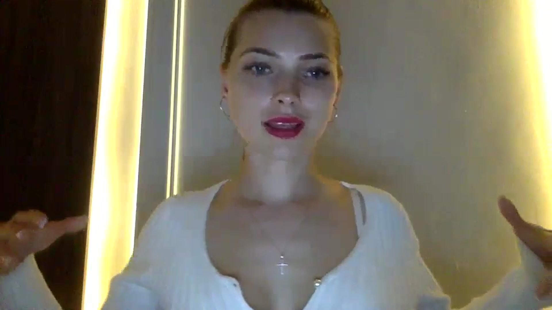 Gallery image thumbnail from Bestannforu's myfreecams stream on, 02/02/2025, 16:31 image 4 of 20