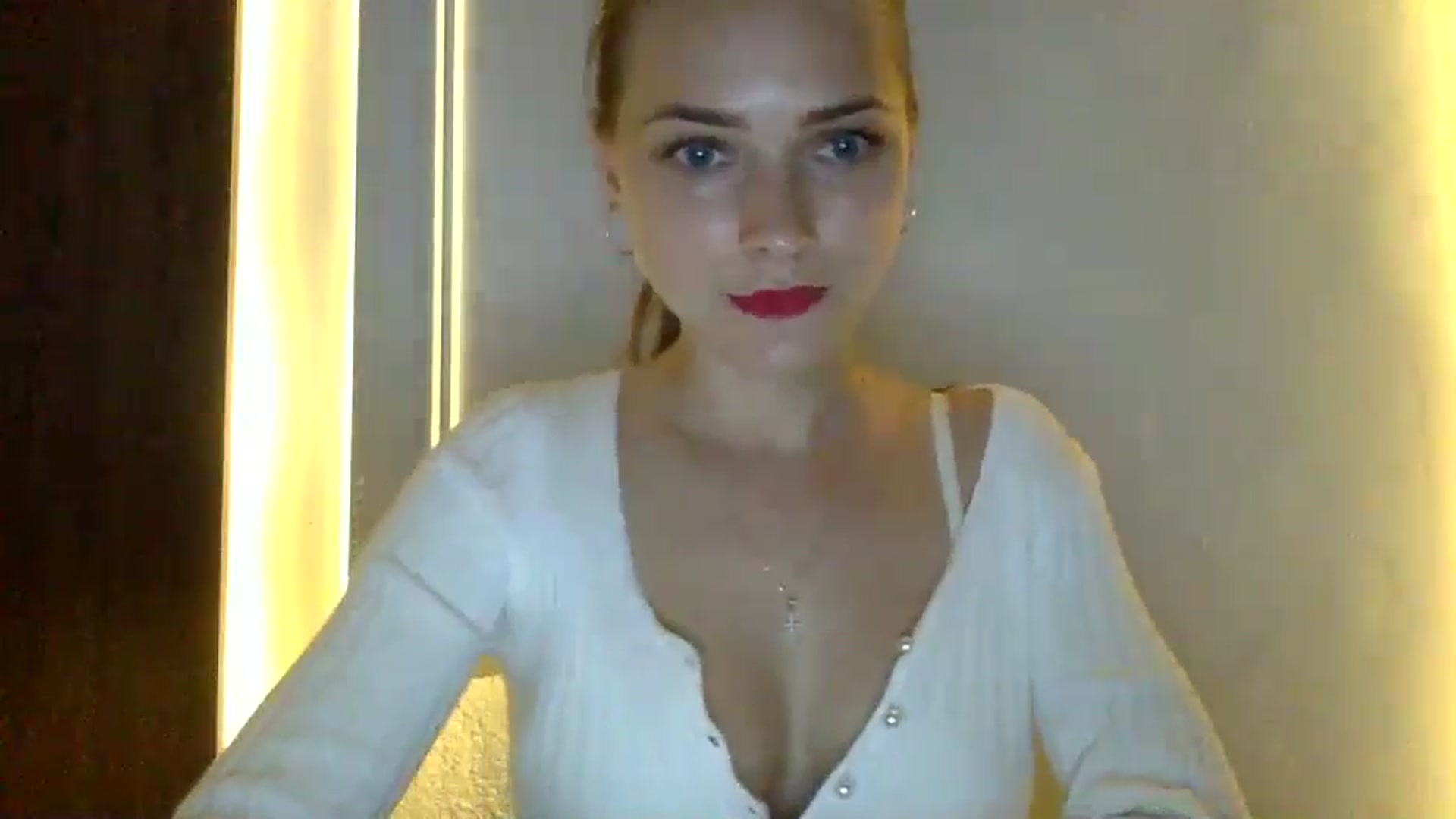 Gallery image thumbnail from Bestannforu's myfreecams stream on, 02/02/2025, 16:31 image 11 of 20