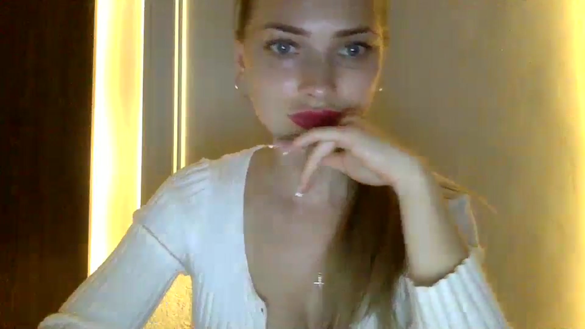 Gallery image thumbnail from Bestannforu's myfreecams stream on, 02/02/2025, 16:31 image 20 of 20