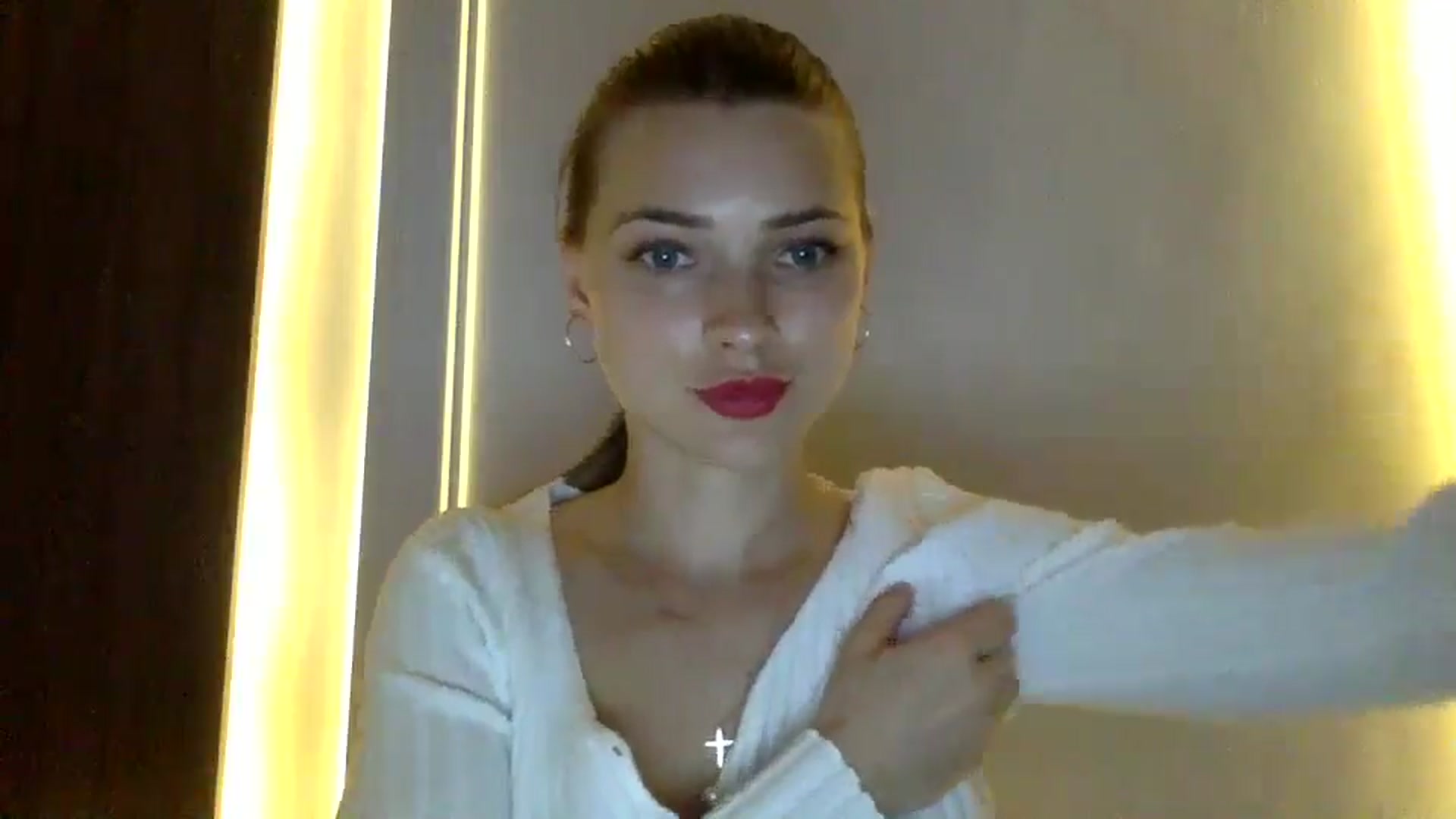 Gallery image thumbnail from Bestannforu's myfreecams stream on, 02/02/2025, 16:31 image 5 of 20