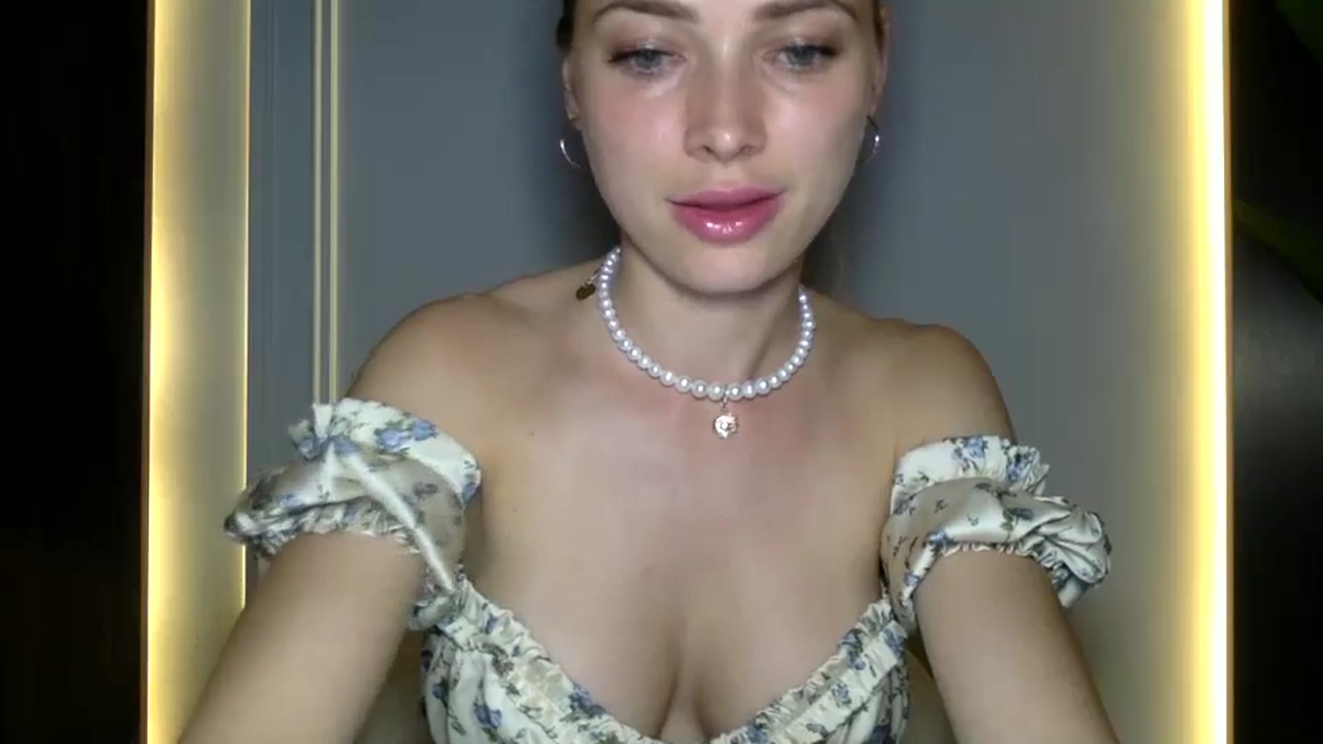 Gallery image thumbnail from Bestannforu's myfreecams stream on, 02/03/2025, 16:42 image 14 of 20