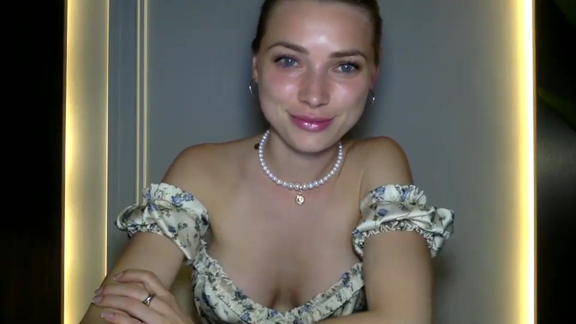 Gallery image thumbnail from Bestannforu's myfreecams stream on, 02/03/2025, 16:42 image 10 of 20
