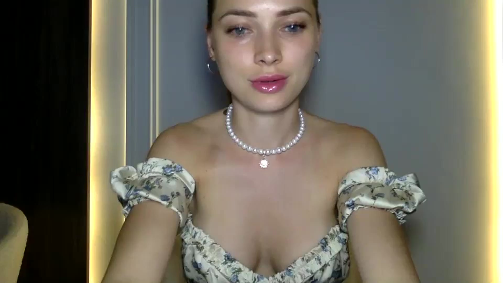 Gallery image thumbnail from Bestannforu's myfreecams stream on, 02/03/2025, 18:12 image 12 of 20