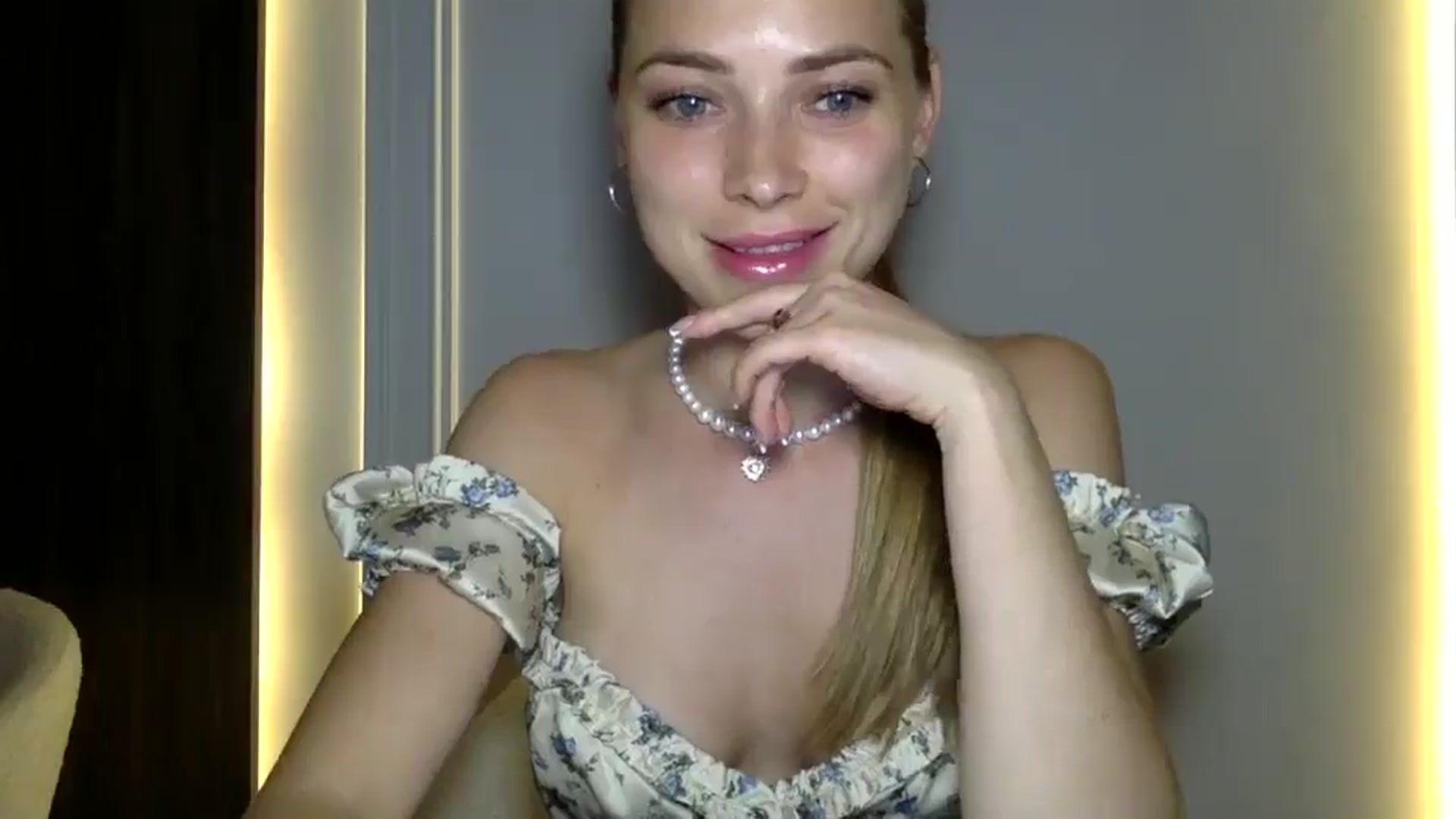 Gallery image thumbnail from Bestannforu's myfreecams stream on, 02/03/2025, 18:12 image 7 of 20