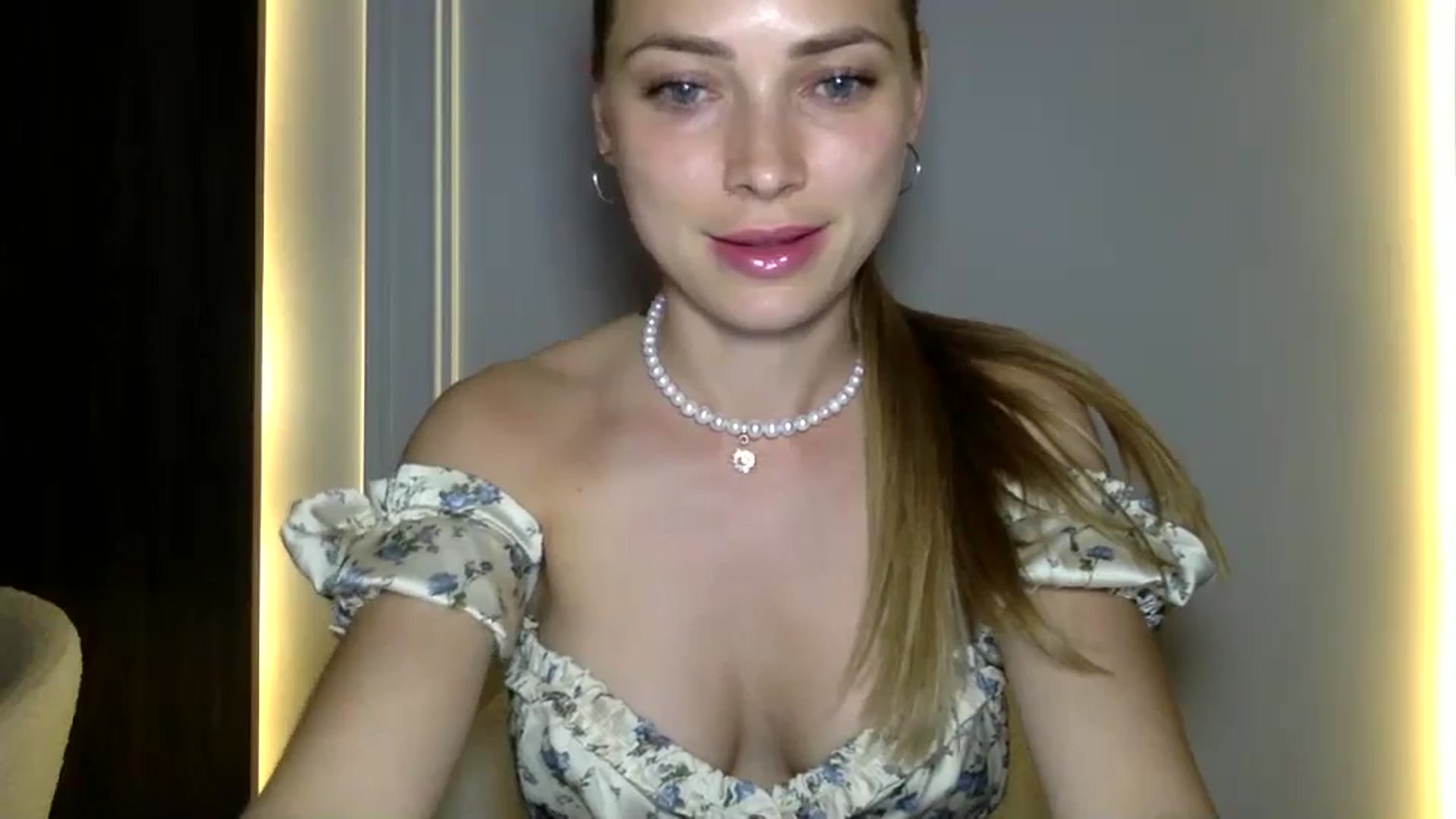 Gallery image thumbnail from Bestannforu's myfreecams stream on, 02/03/2025, 18:12 image 6 of 20