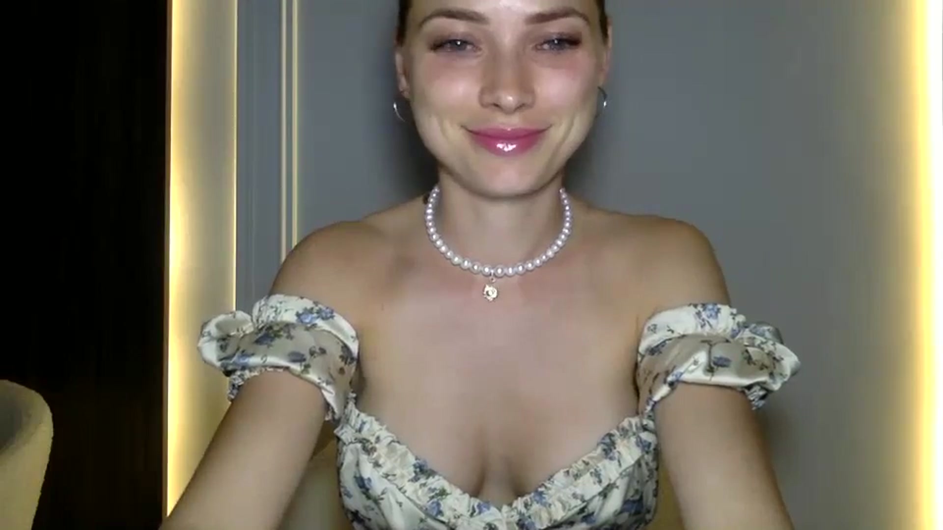 Gallery image thumbnail from Bestannforu's myfreecams stream on, 02/03/2025, 18:12 image 11 of 20