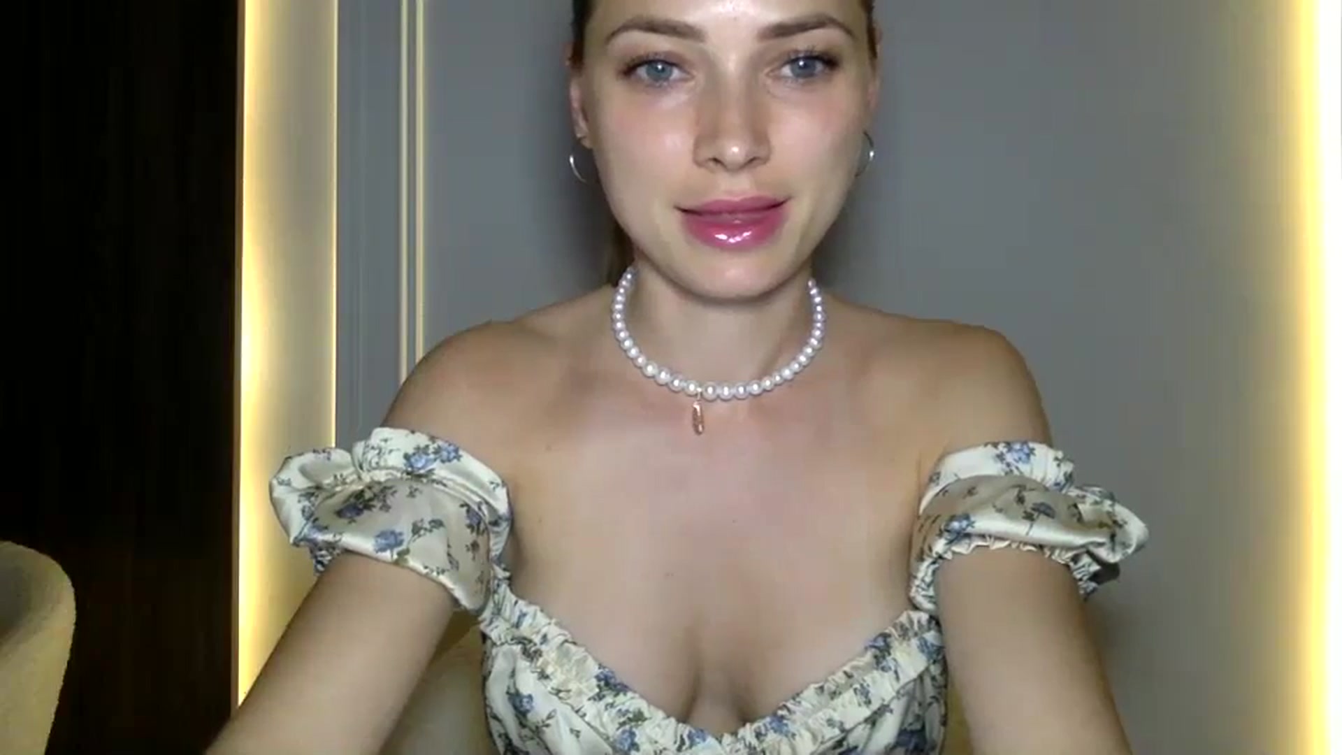 Gallery image thumbnail from Bestannforu's myfreecams stream on, 02/03/2025, 18:12 image 5 of 20