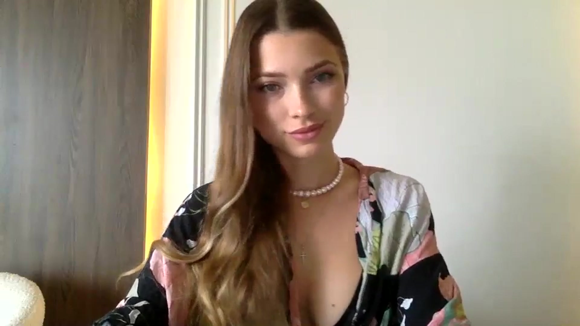 Gallery image thumbnail from Bestannforu's myfreecams stream on, 02/08/2025, 04:46 image 10 of 20