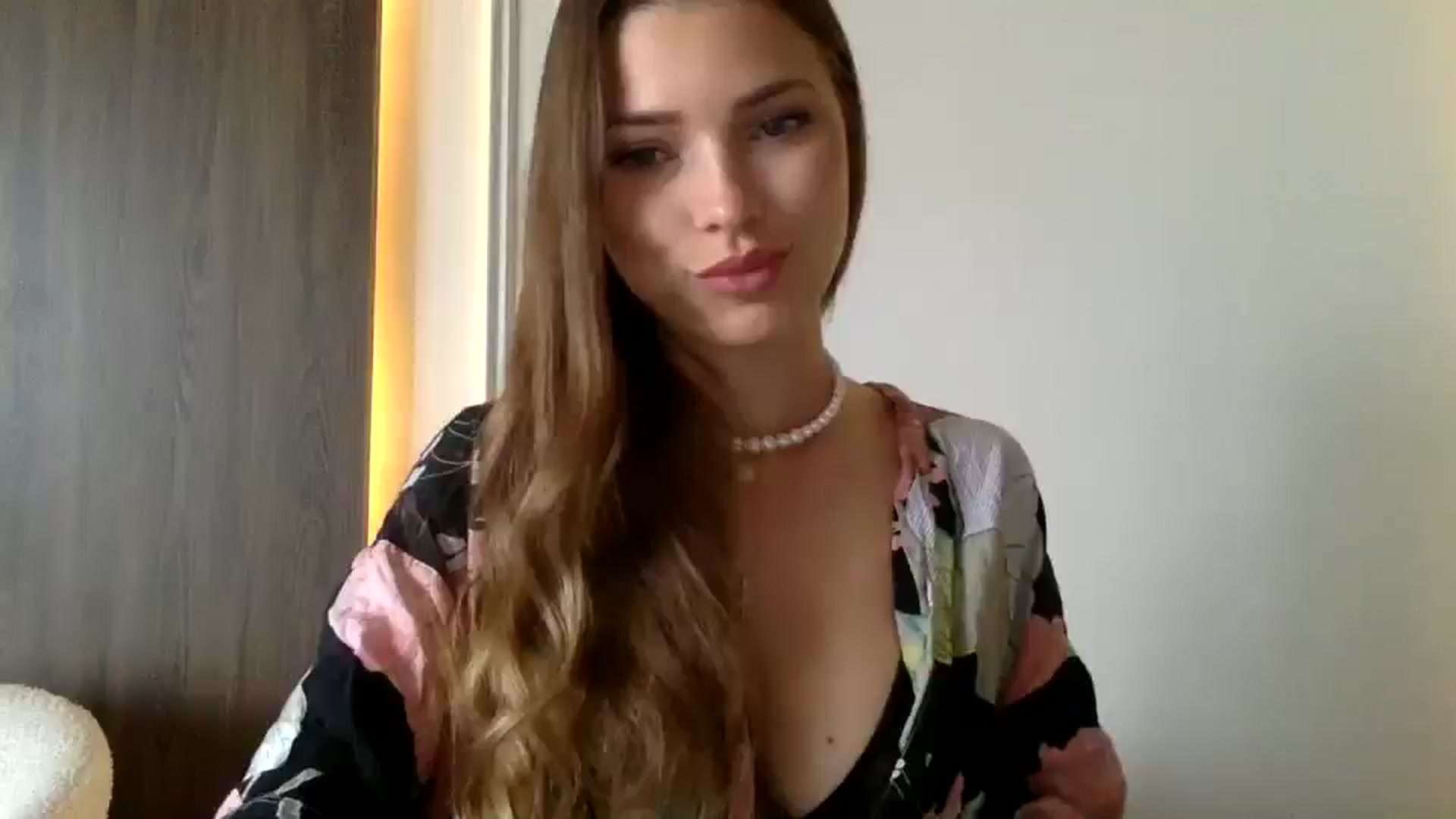 Gallery image thumbnail from Bestannforu's myfreecams stream on, 02/08/2025, 04:46 image 16 of 20