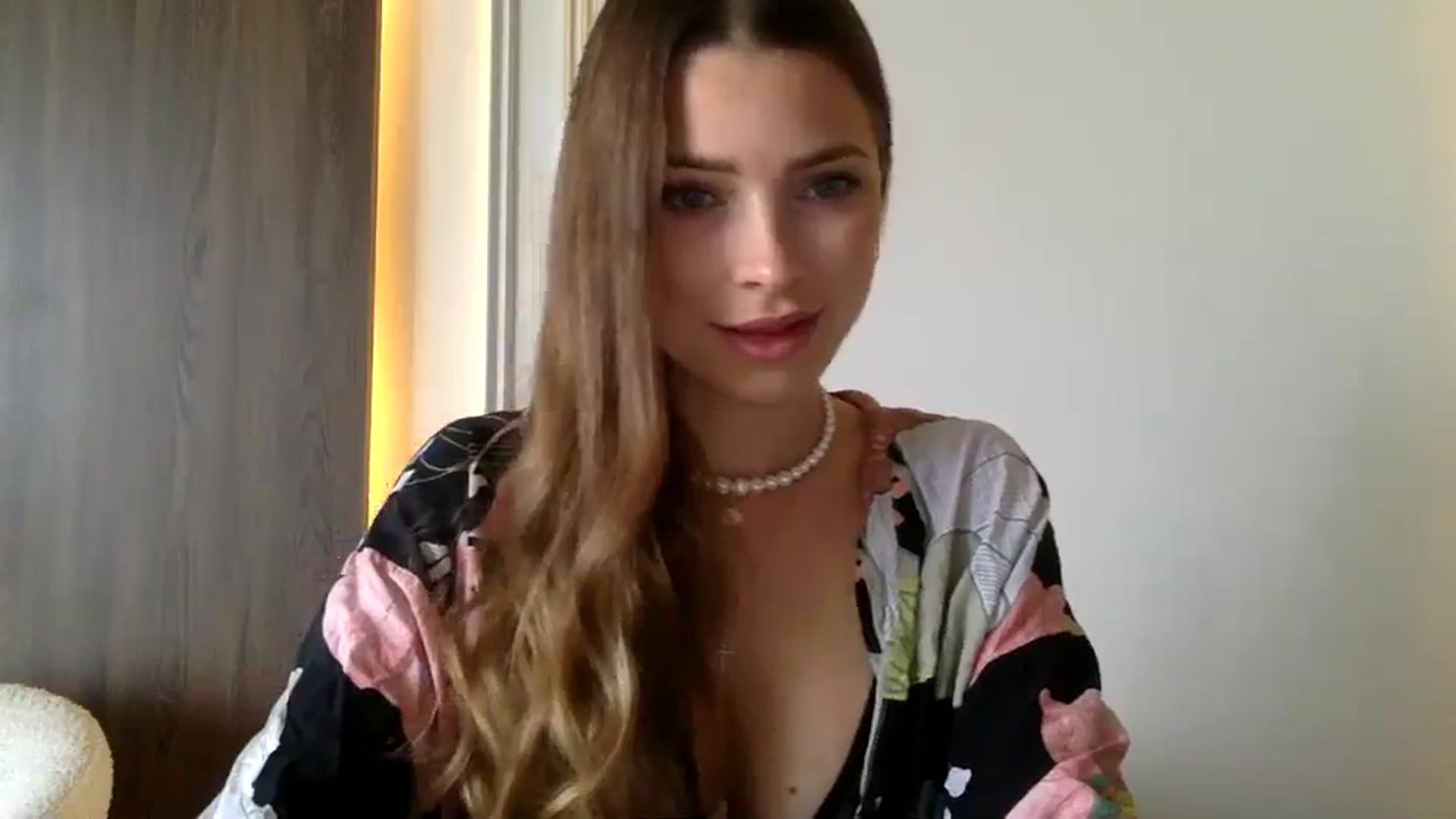 Gallery image thumbnail from Bestannforu's myfreecams stream on, 02/08/2025, 04:46 image 18 of 20