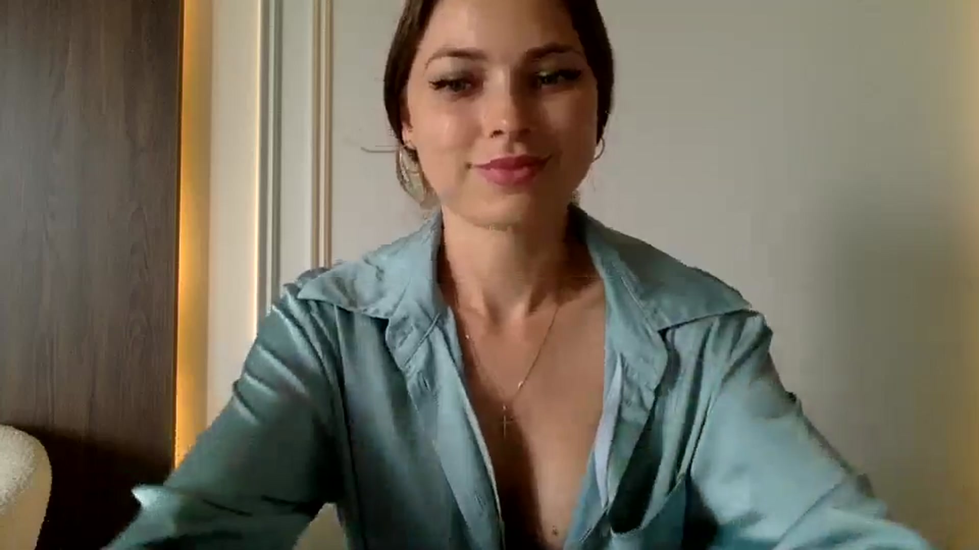 Gallery image thumbnail from Bestannforu's myfreecams stream on, 02/09/2025, 10:04 image 12 of 20
