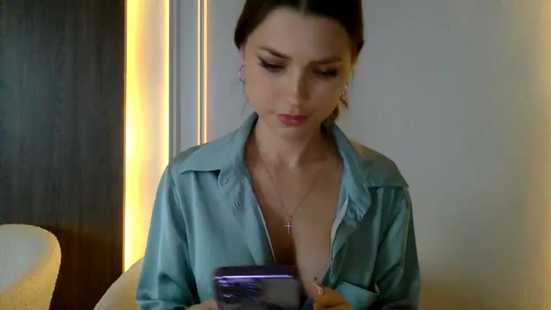 Gallery image thumbnail from Bestannforu's myfreecams stream on, 02/09/2025, 13:57 image 16 of 20