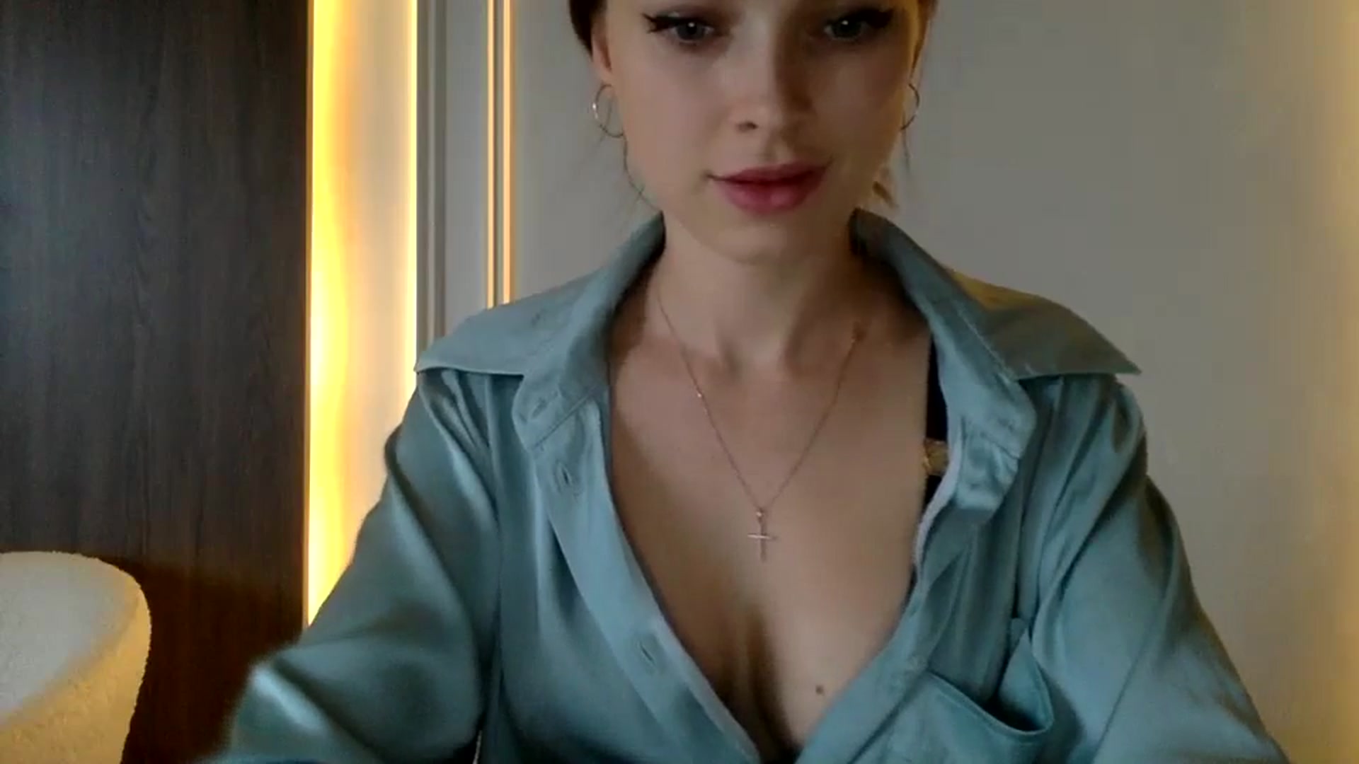 Gallery image thumbnail from Bestannforu's myfreecams stream on, 02/09/2025, 13:57 image 10 of 20