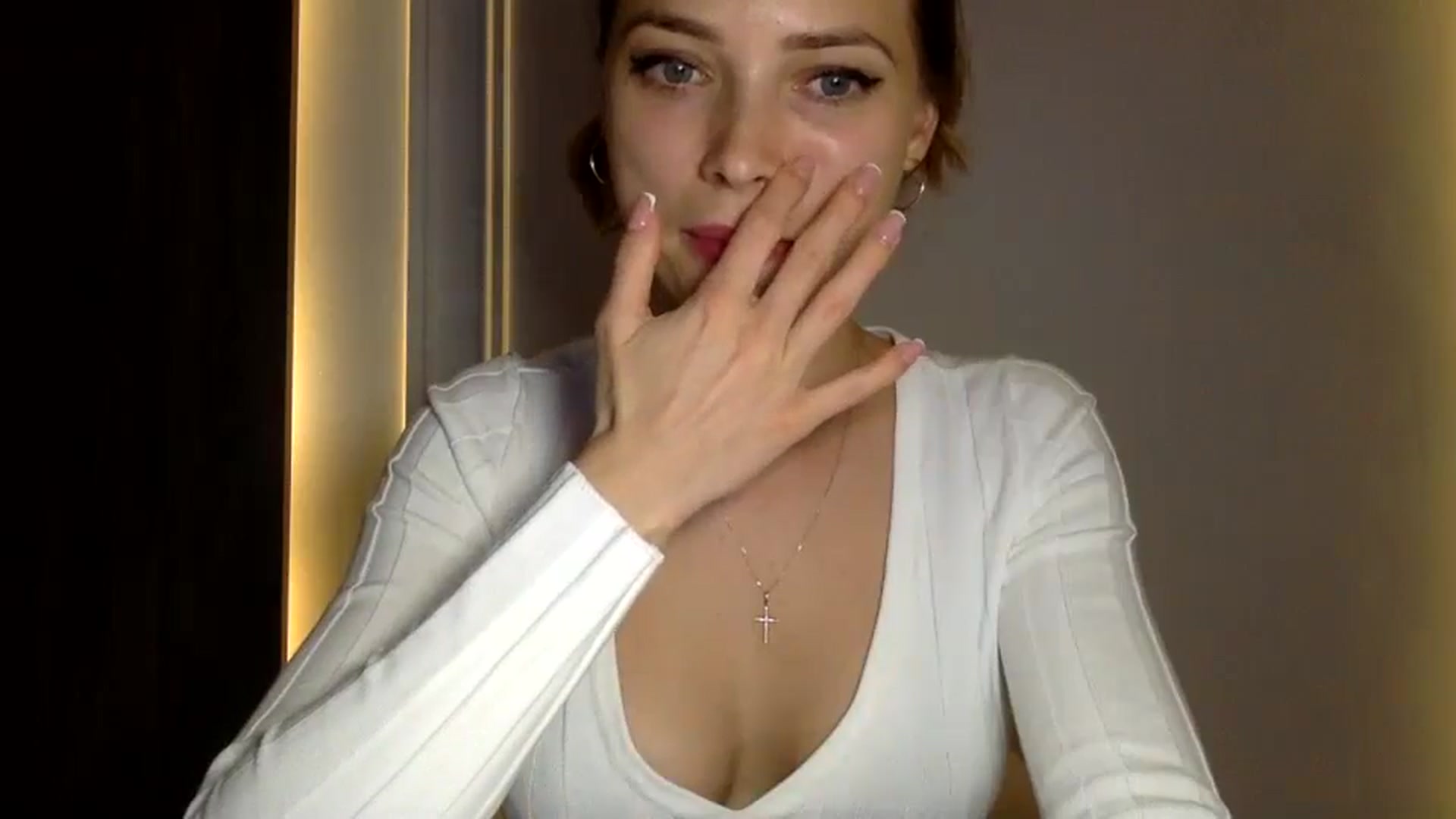 Gallery image thumbnail from Bestannforu's myfreecams stream on, 02/09/2025, 16:55 image 16 of 20