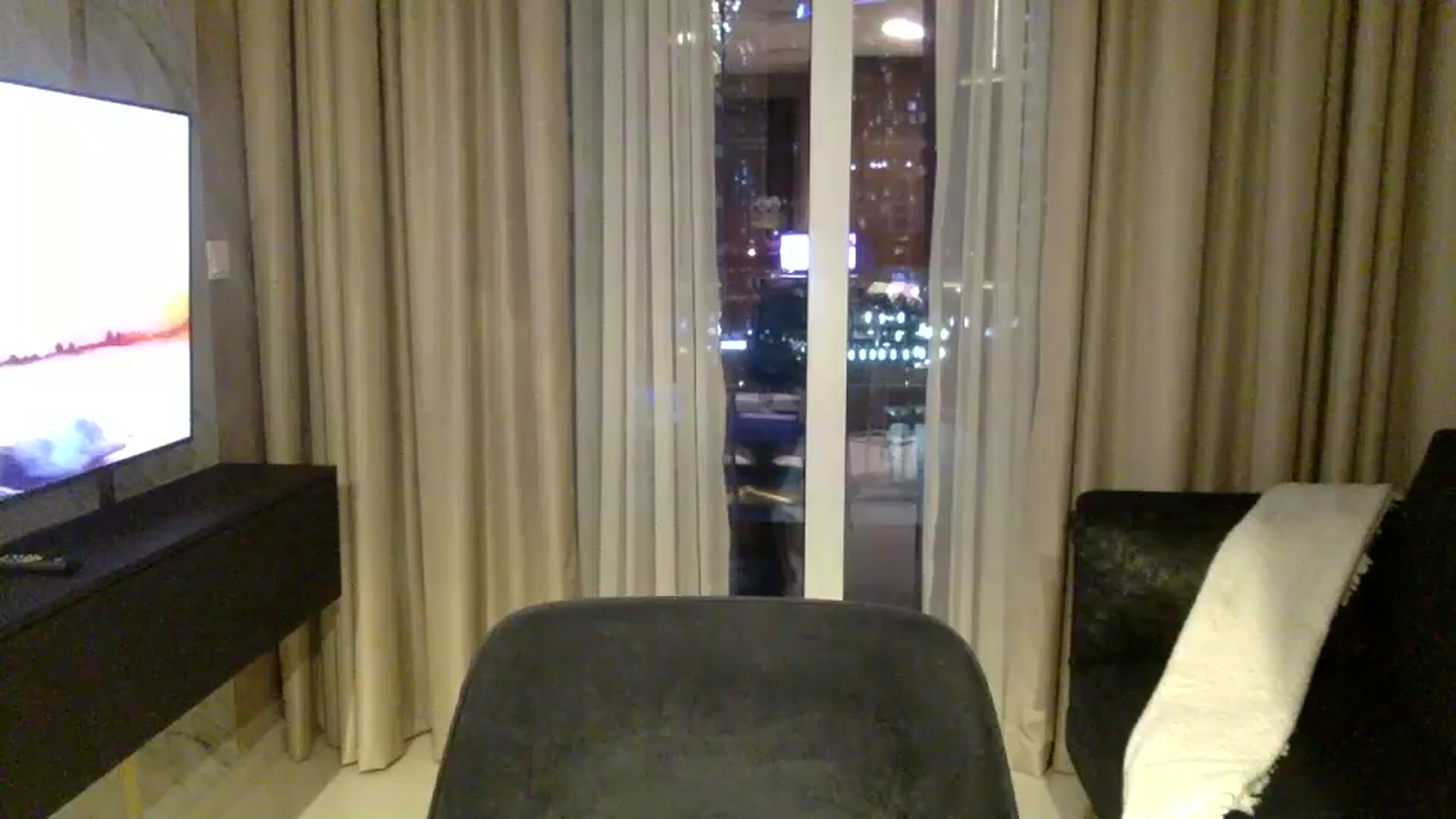 Gallery image thumbnail from Bestannforu's myfreecams stream on, 02/11/2025, 17:25 image 11 of 20