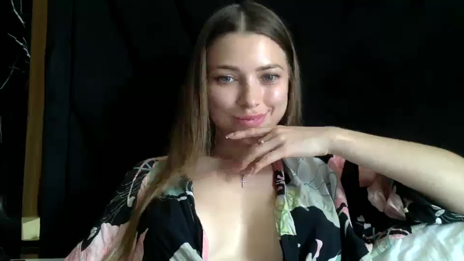 Gallery image thumbnail from Bestannforu's myfreecams stream on, 02/13/2025, 06:30 image 17 of 20