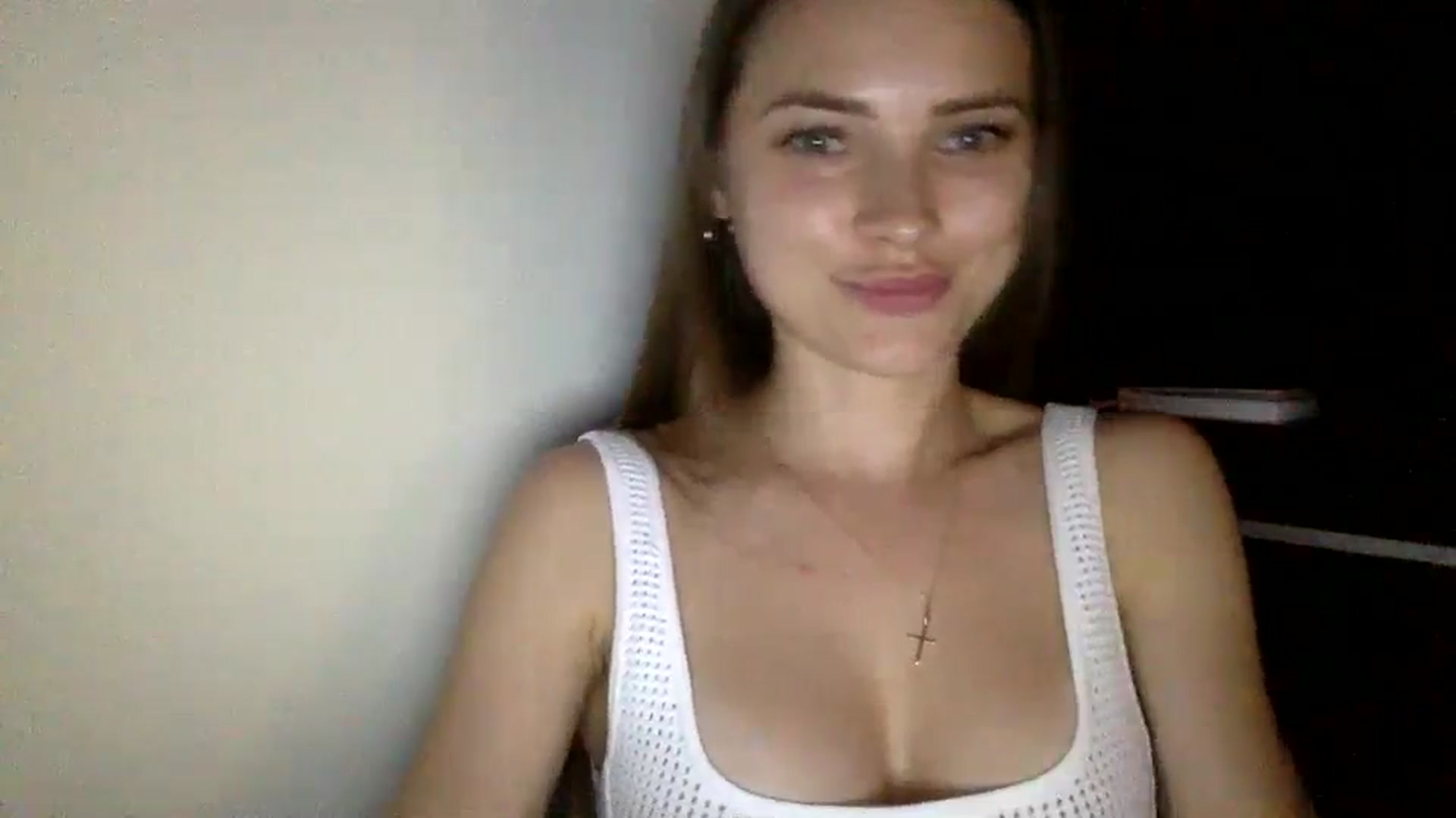 Gallery image thumbnail from Bestannforu's myfreecams stream on, 02/14/2025, 18:32 image 10 of 20