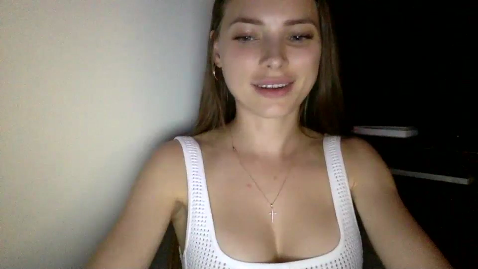 Gallery image thumbnail from Bestannforu's myfreecams stream on, 02/14/2025, 18:32 image 6 of 20