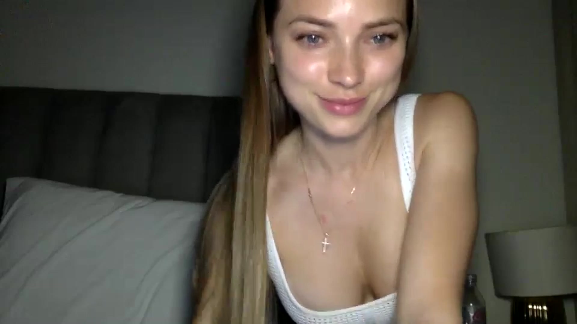 Gallery image thumbnail from Bestannforu's myfreecams stream on, 02/14/2025, 18:32 image 20 of 20