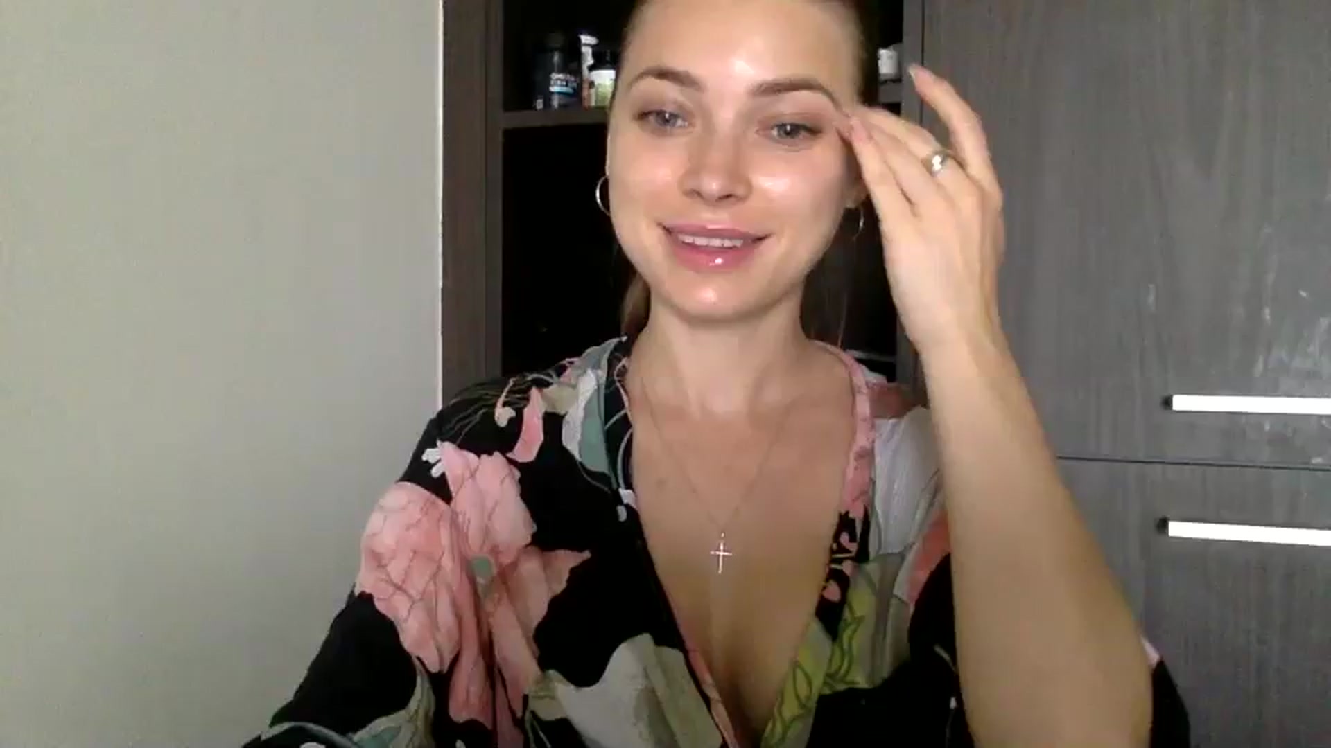 Gallery image thumbnail from Bestannforu's myfreecams stream on, 02/15/2025, 07:32 image 4 of 20