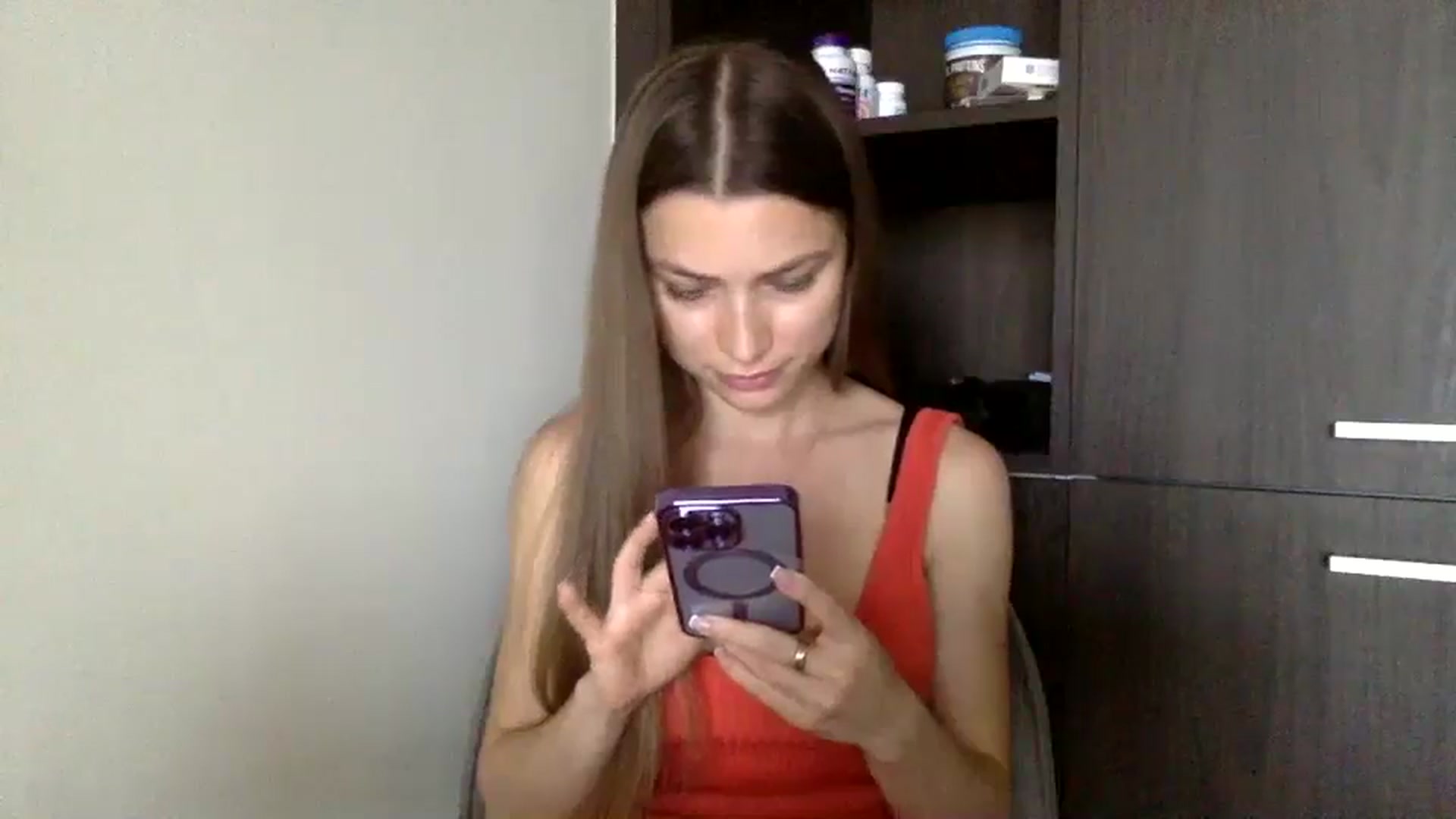 Gallery image thumbnail from Bestannforu's myfreecams stream on, 02/17/2025, 08:15 image 19 of 20