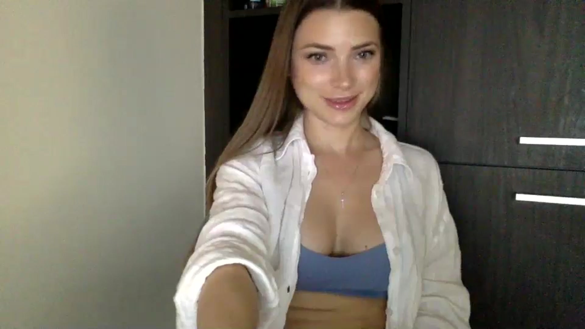 Gallery image thumbnail from Bestannforu's myfreecams stream on, 02/18/2025, 05:21 image 6 of 20