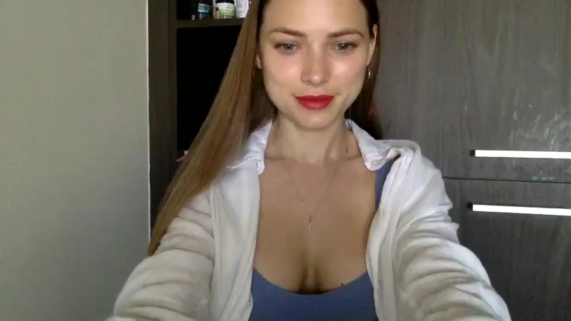 Gallery image thumbnail from Bestannforu's myfreecams stream on, 02/19/2025, 04:53 image 14 of 20