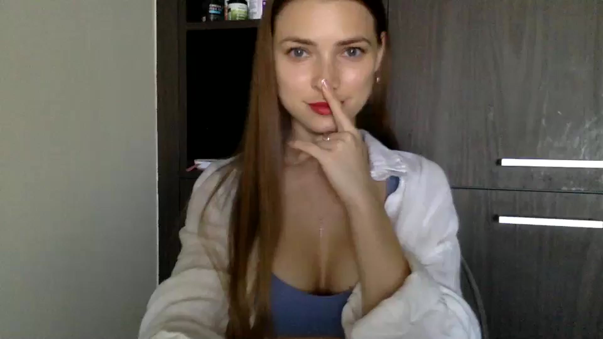 Gallery image thumbnail from Bestannforu's myfreecams stream on, 02/19/2025, 04:53 image 17 of 20