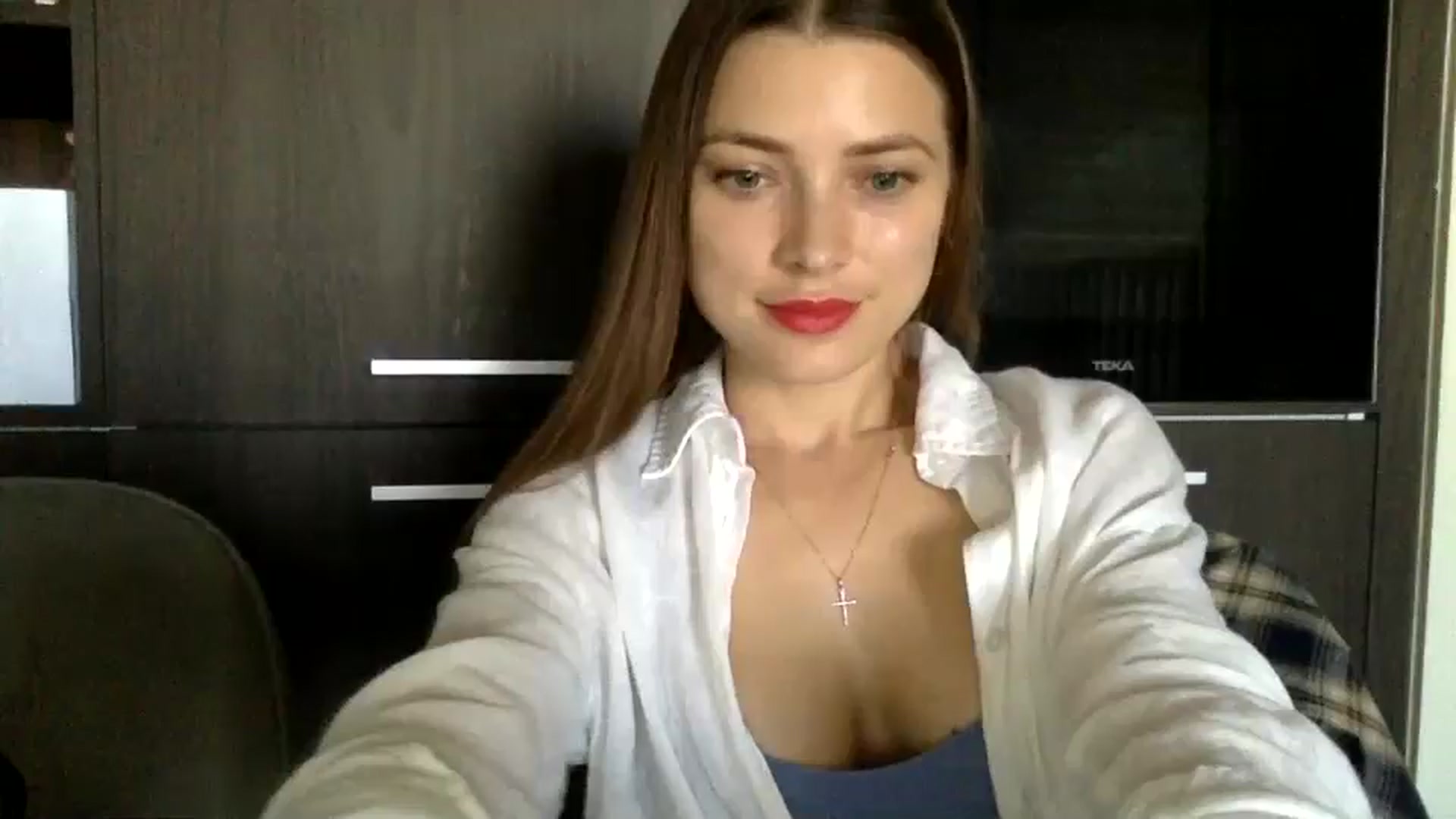 Gallery image thumbnail from Bestannforu's myfreecams stream on, 02/19/2025, 07:59 image 13 of 20
