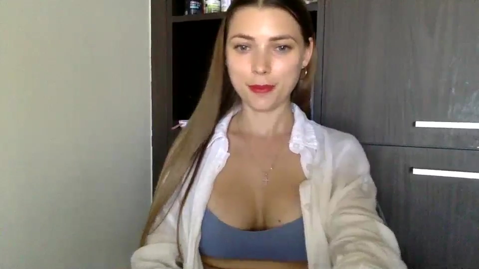 Gallery image thumbnail from Bestannforu's myfreecams stream on, 02/19/2025, 09:44 image 14 of 20