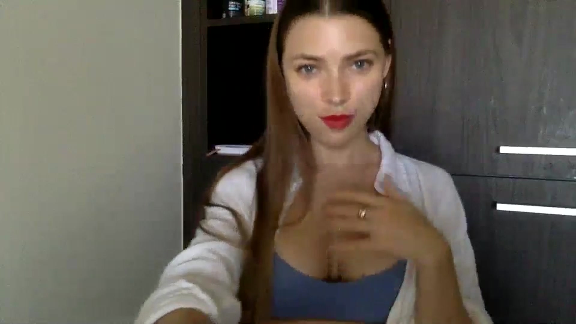 Gallery image thumbnail from Bestannforu's myfreecams stream on, 02/19/2025, 09:44 image 6 of 20