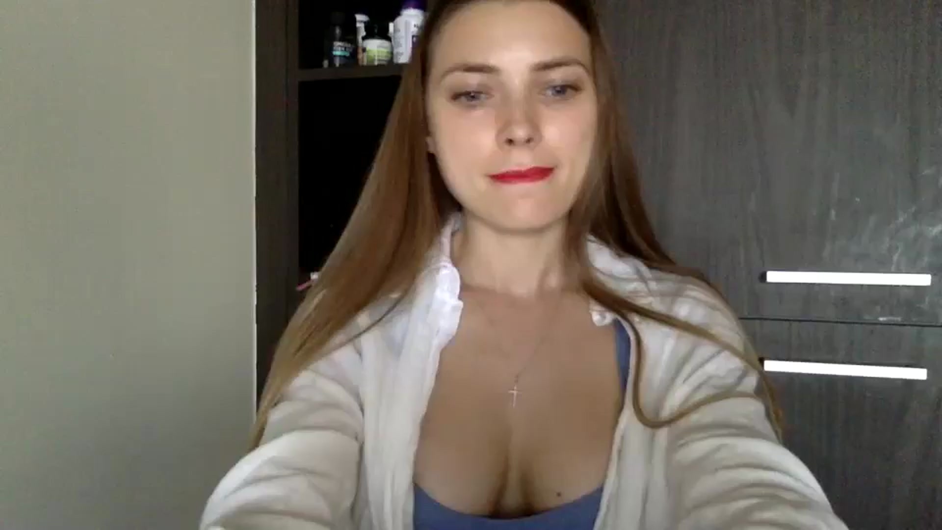 Gallery image thumbnail from Bestannforu's myfreecams stream on, 02/19/2025, 13:13 image 16 of 20