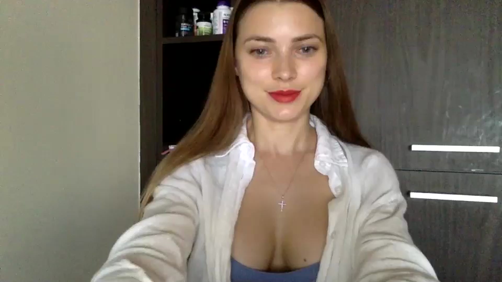 Gallery image thumbnail from Bestannforu's myfreecams stream on, 02/19/2025, 13:13 image 8 of 20
