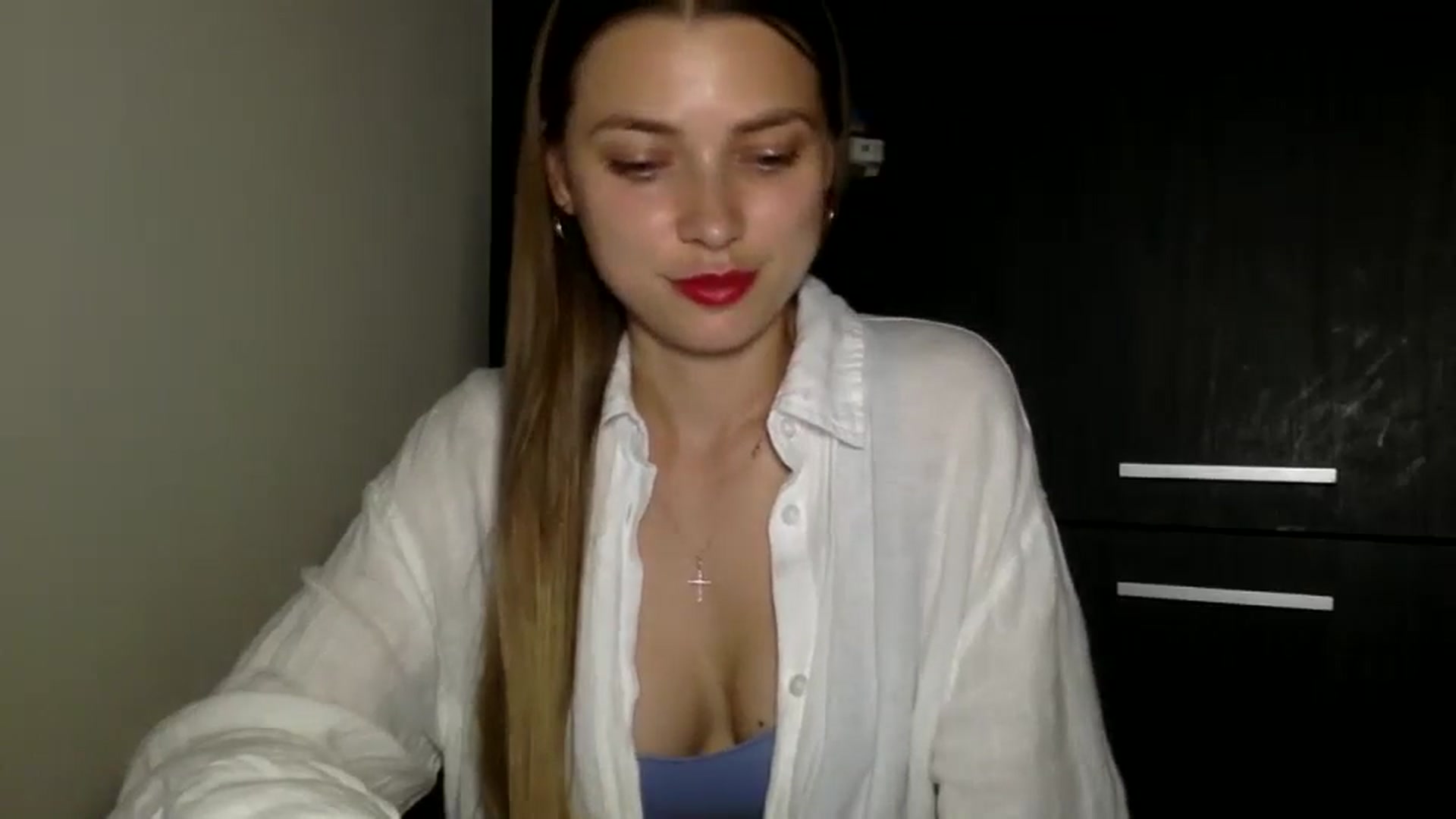 Gallery image thumbnail from Bestannforu's myfreecams stream on, 02/19/2025, 16:06 image 6 of 20